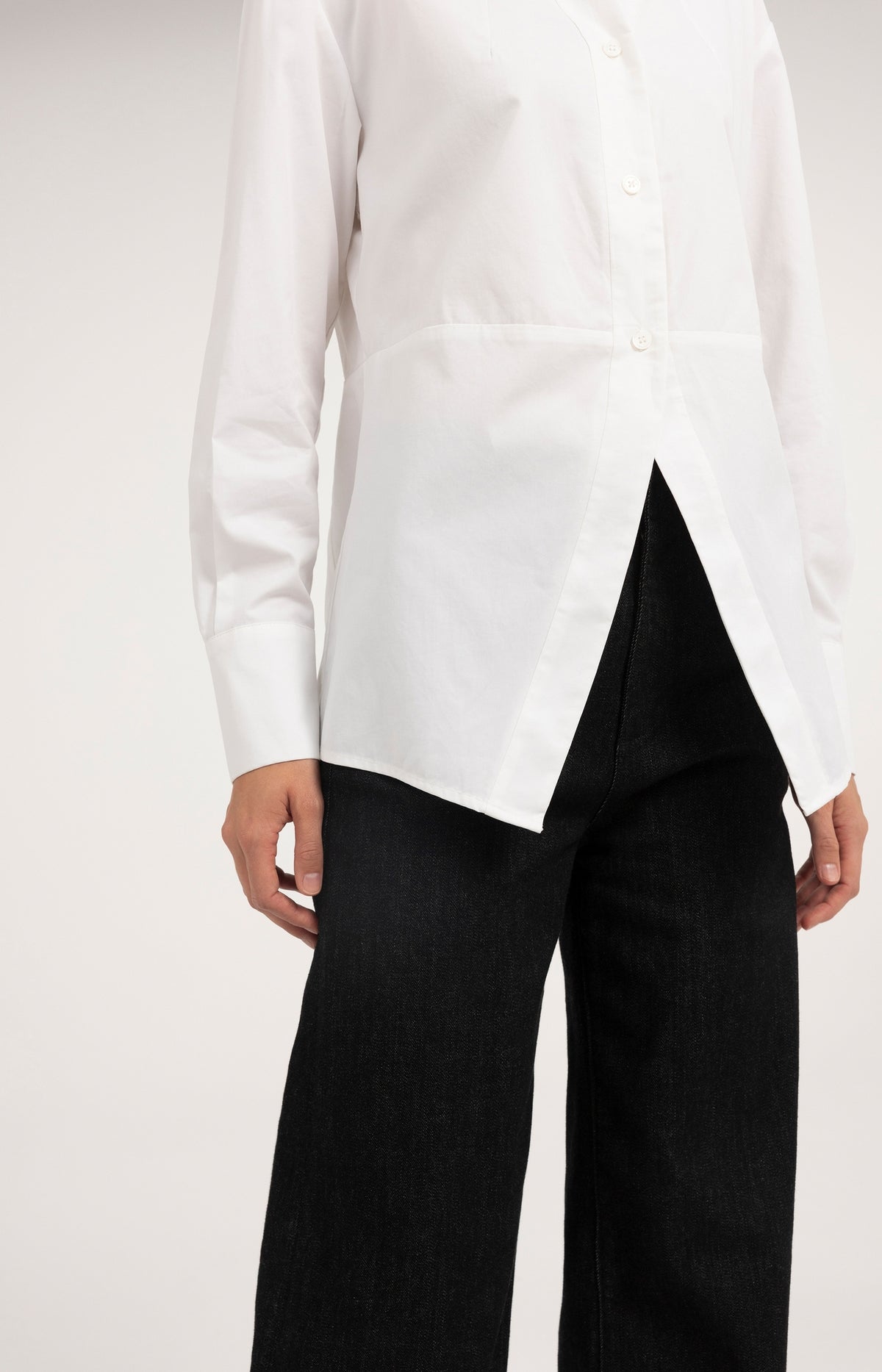 A-line blouse with stand collar - Pure White