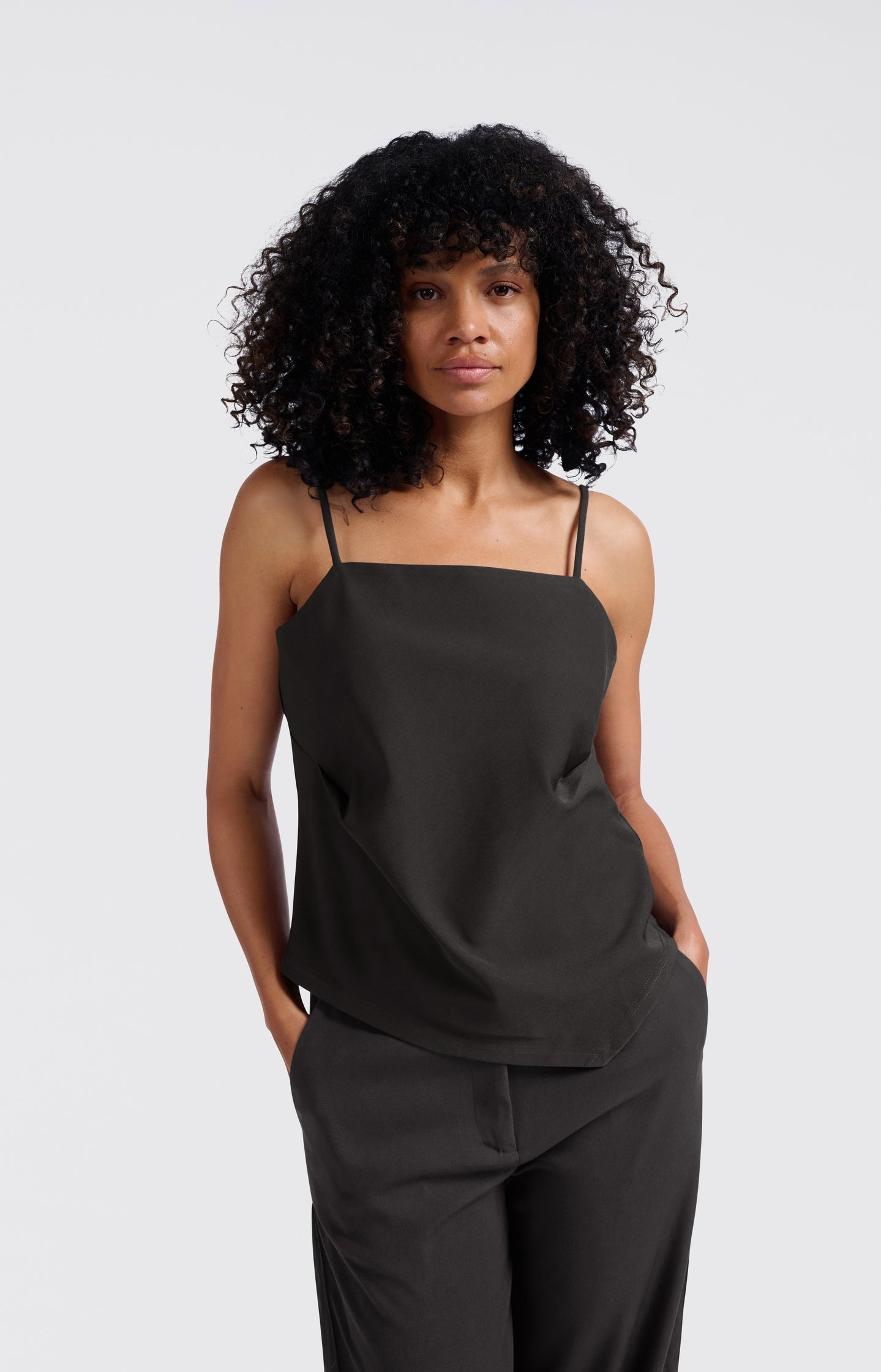 Asymmetric strappy top with fitted silhouette - Type: lookbook