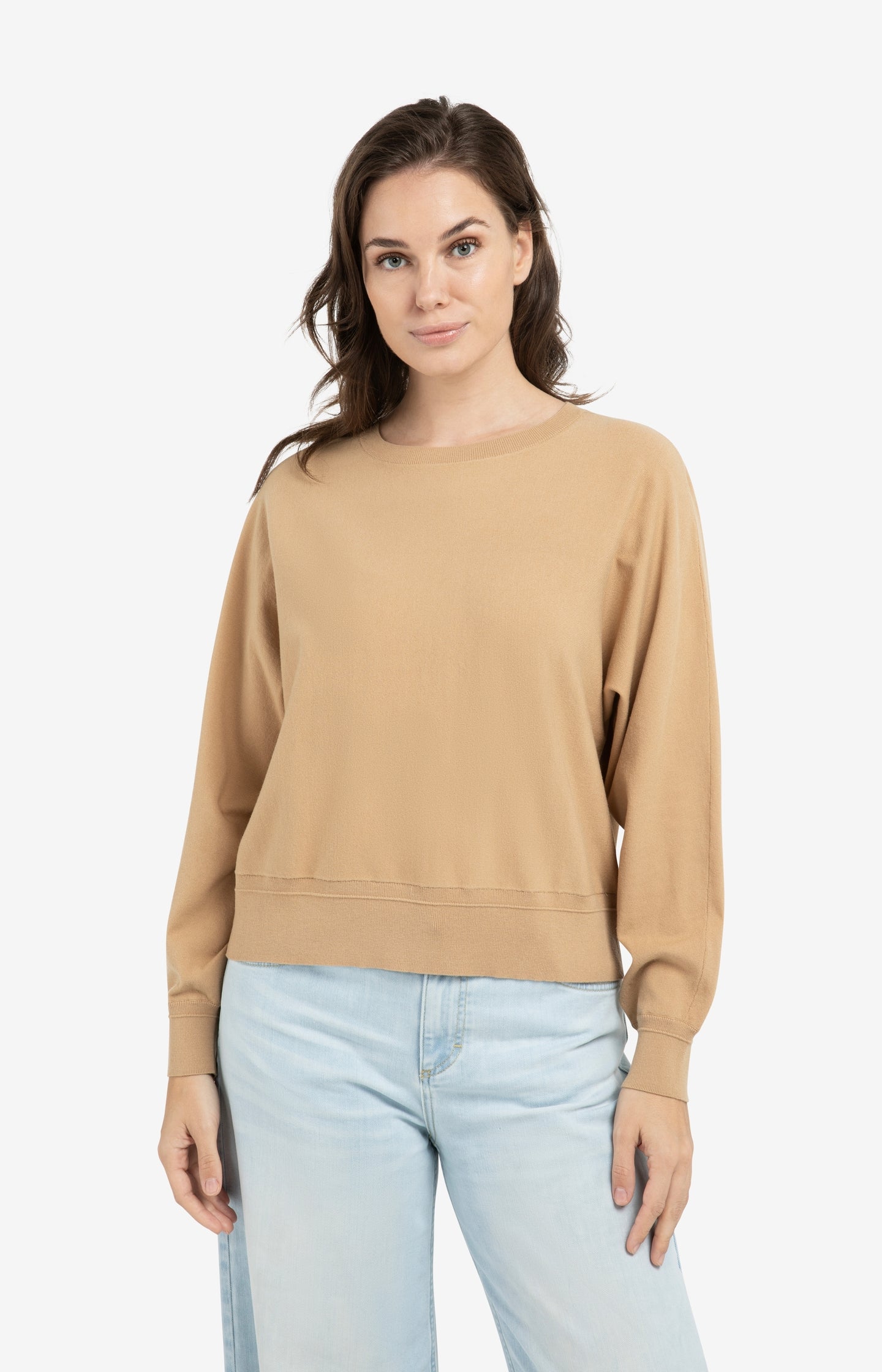 Batwing sweater with subtle seam details - Type: lookbook