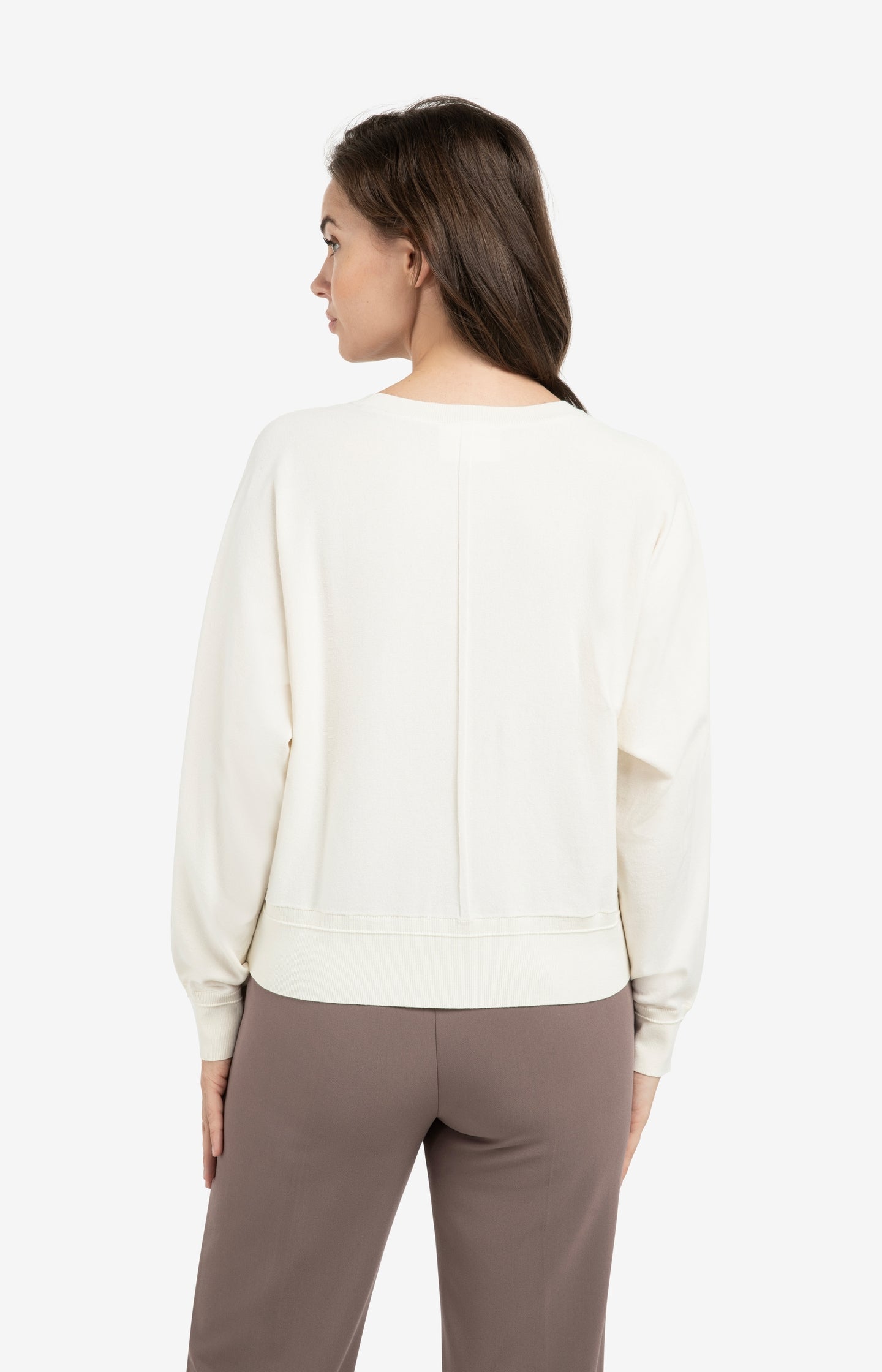 Batwing sweater with subtle seam details - Type: lookbook