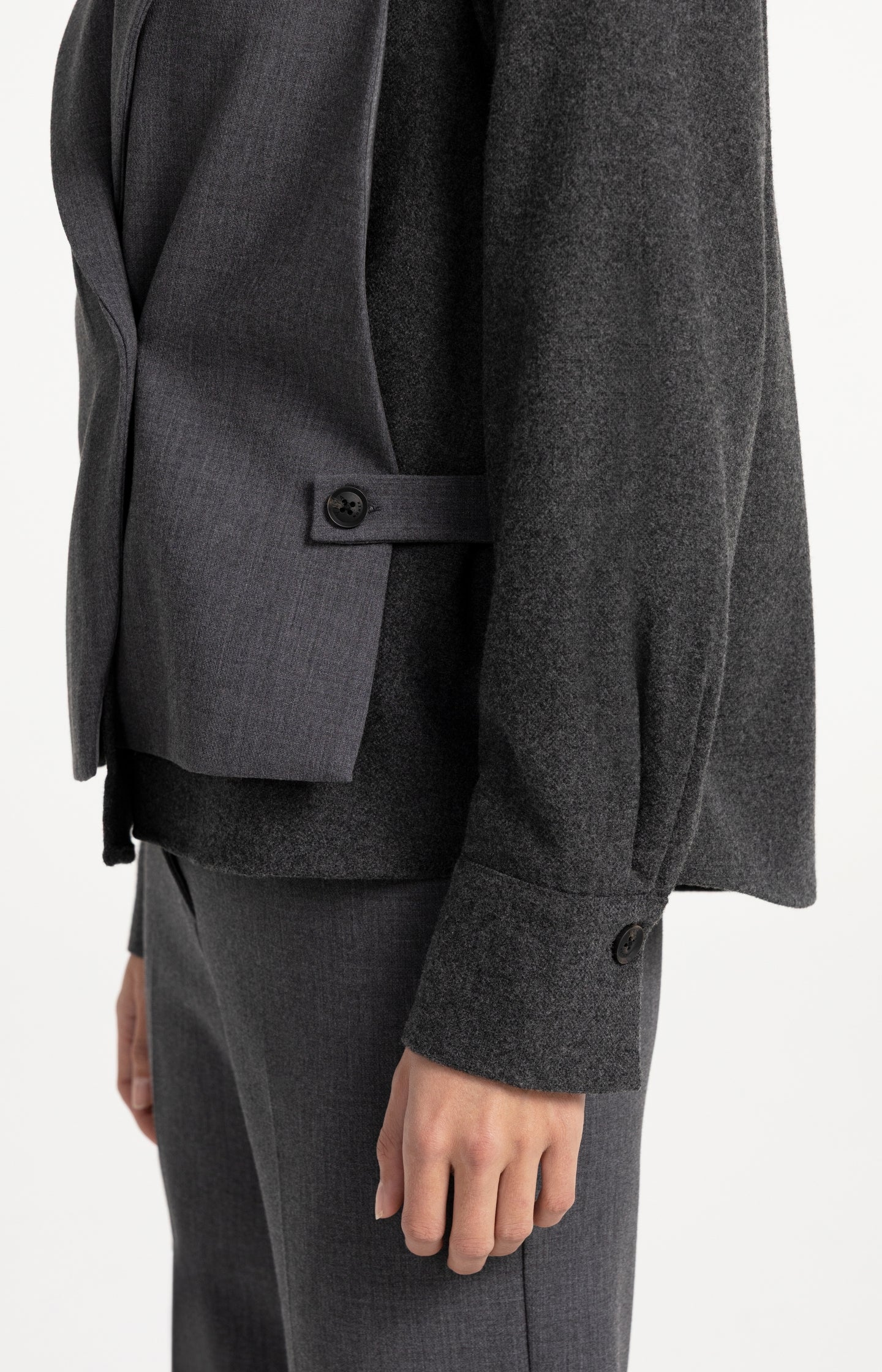 Blazer with contrast fabric and loose fit