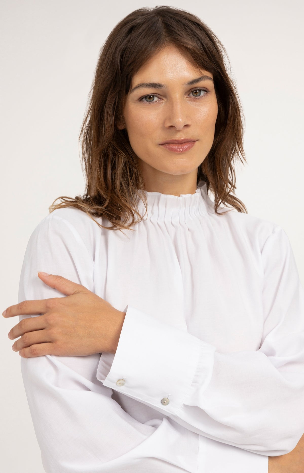 Blouse with high neck and pleated details - Pure White
