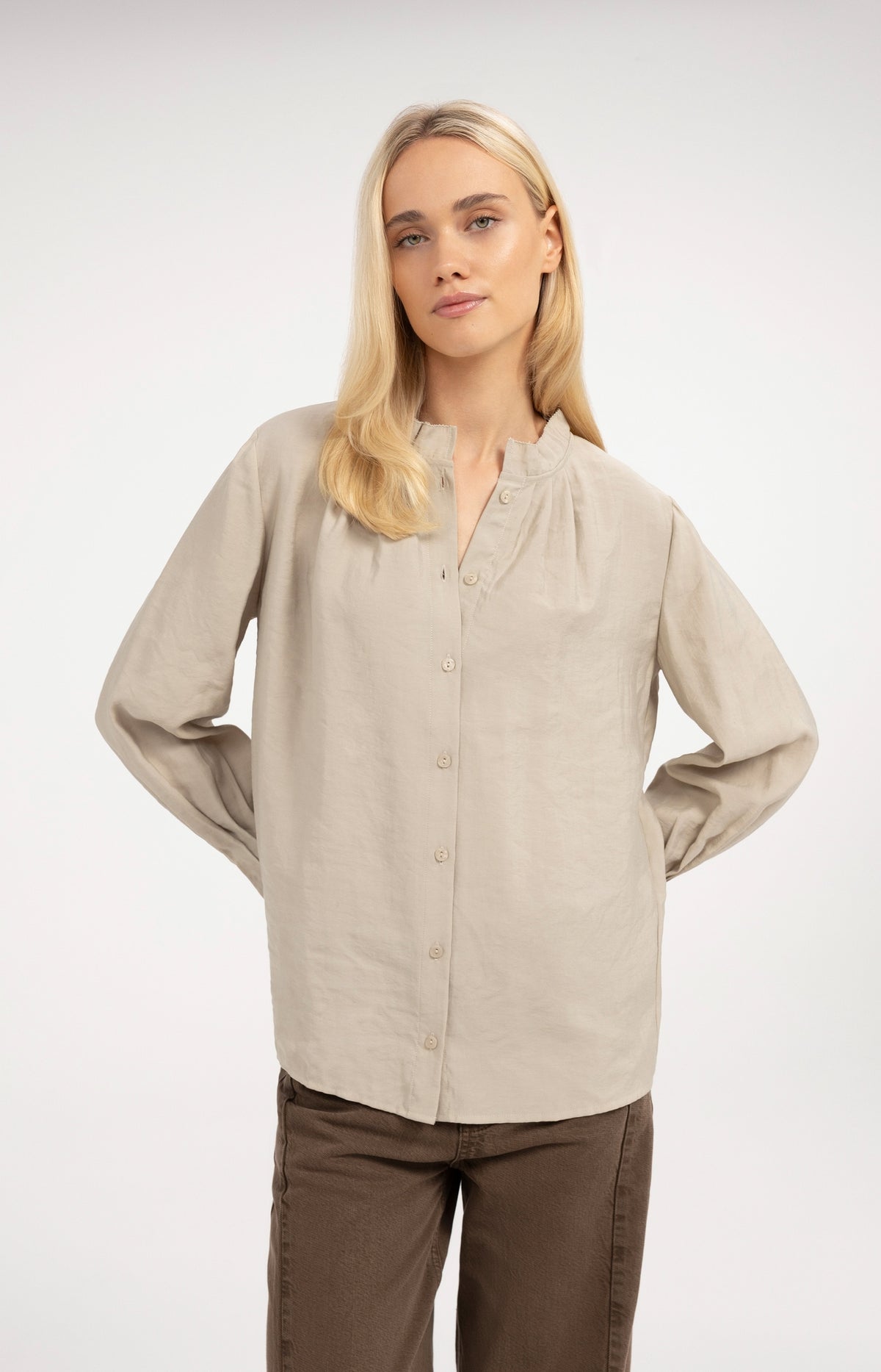 Blouse with pleated collar and cuffs - Pure Cashmere Grey