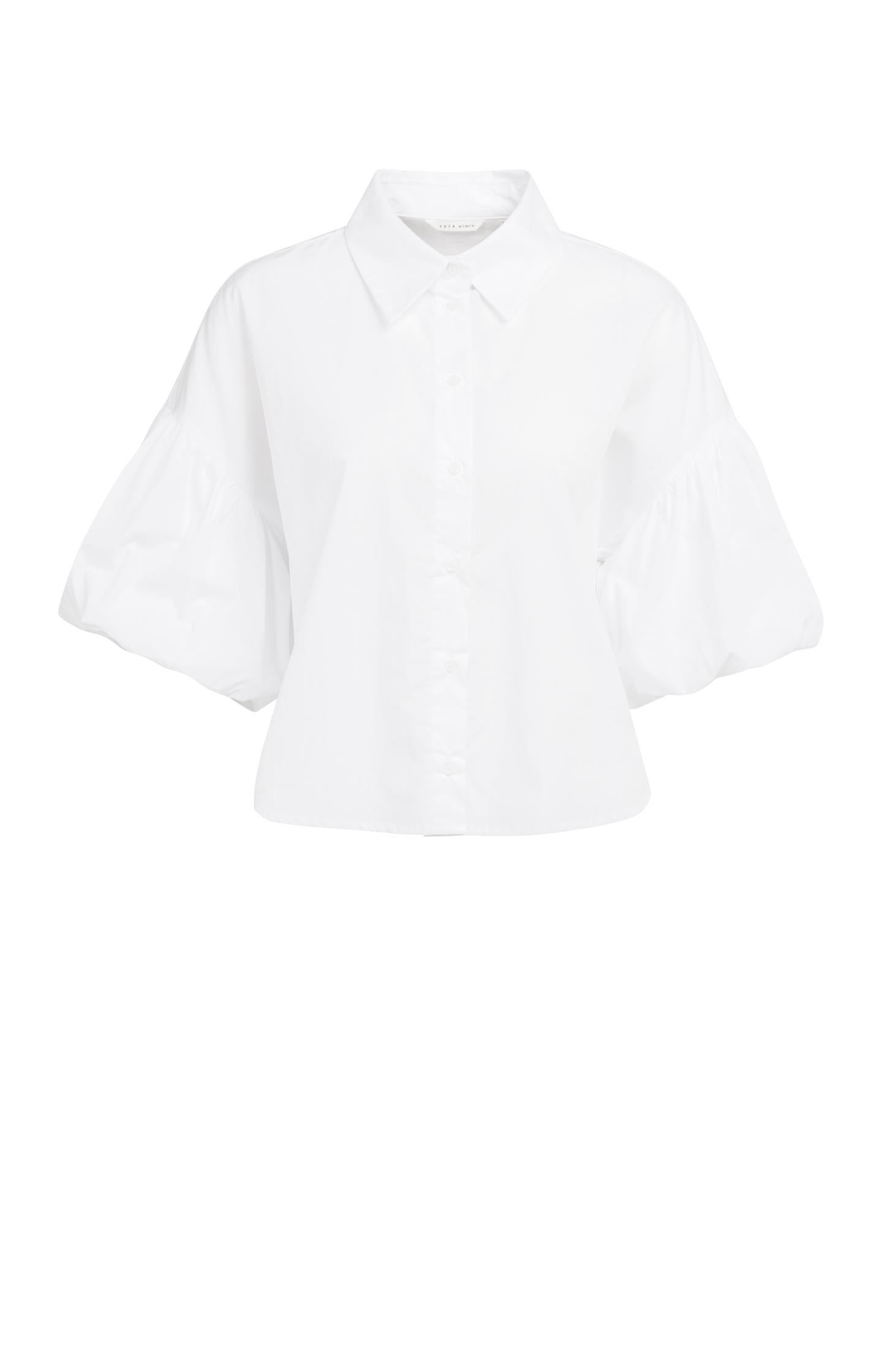 Blouse with voluminous balloon sleeves and classic collar