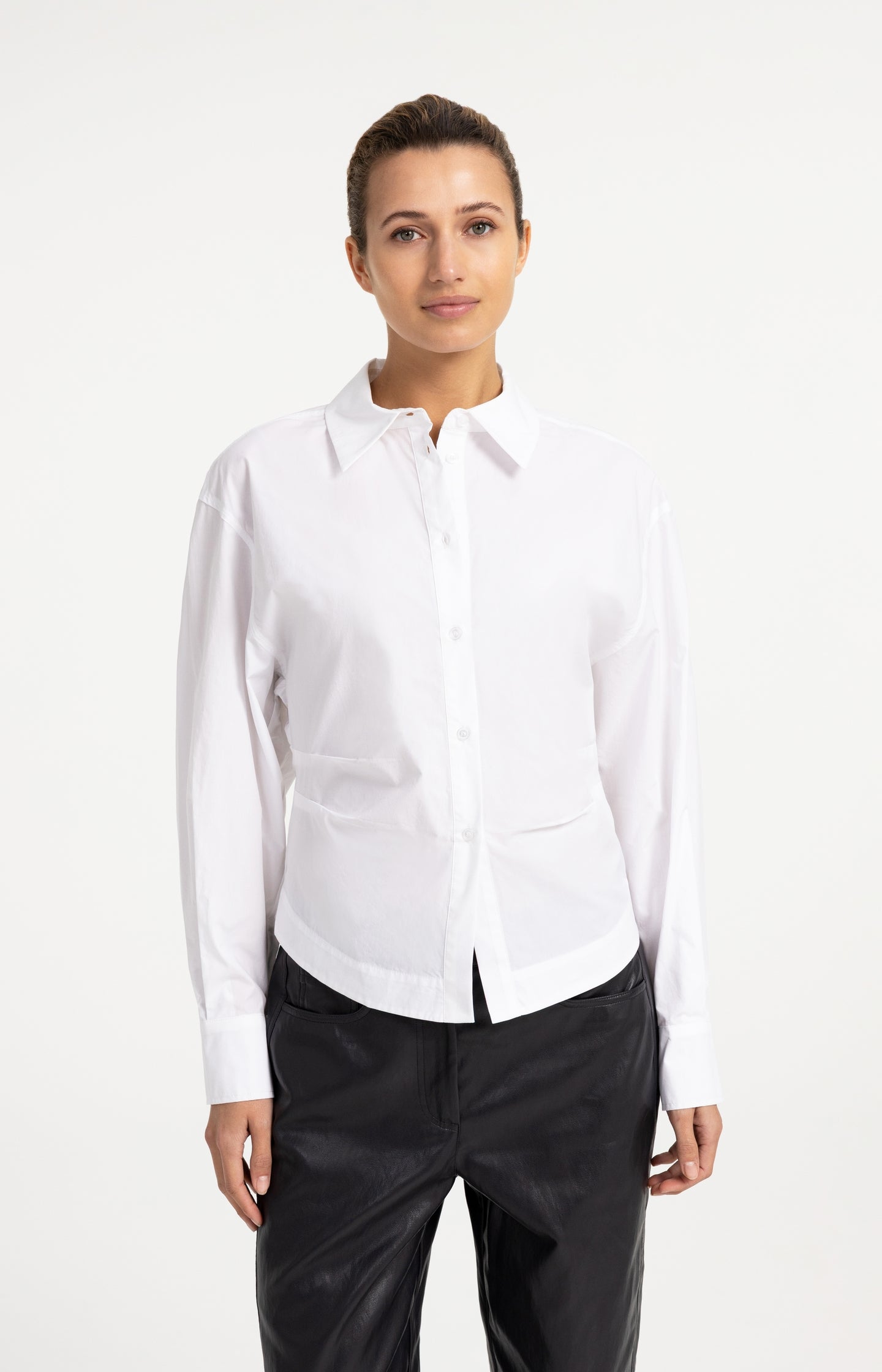 Blouse with waist accent and pleat detail