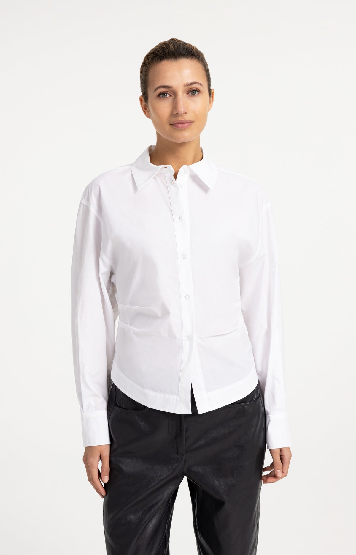 Blouse with waist accent and pleat detail
