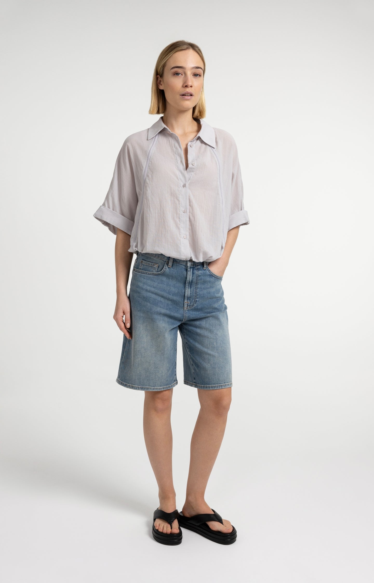 Blouse with wide sleeves and braided details - Type: lookbook