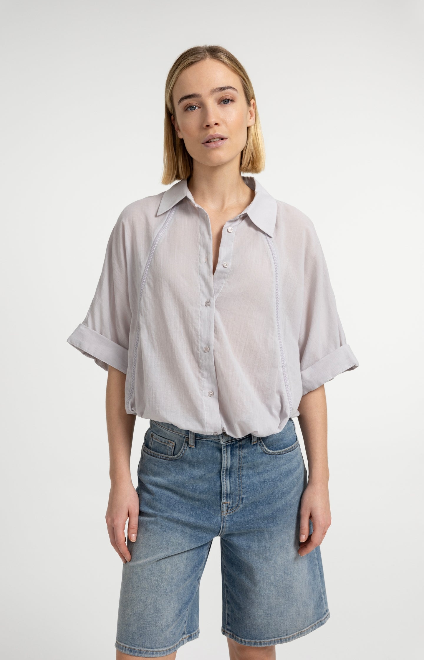 Blouse with wide sleeves and braided details - Type: lookbook