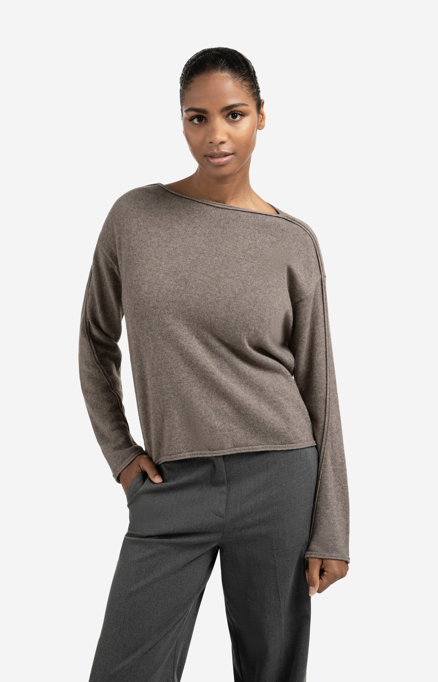 Boat neck sweater with refined decorative seams