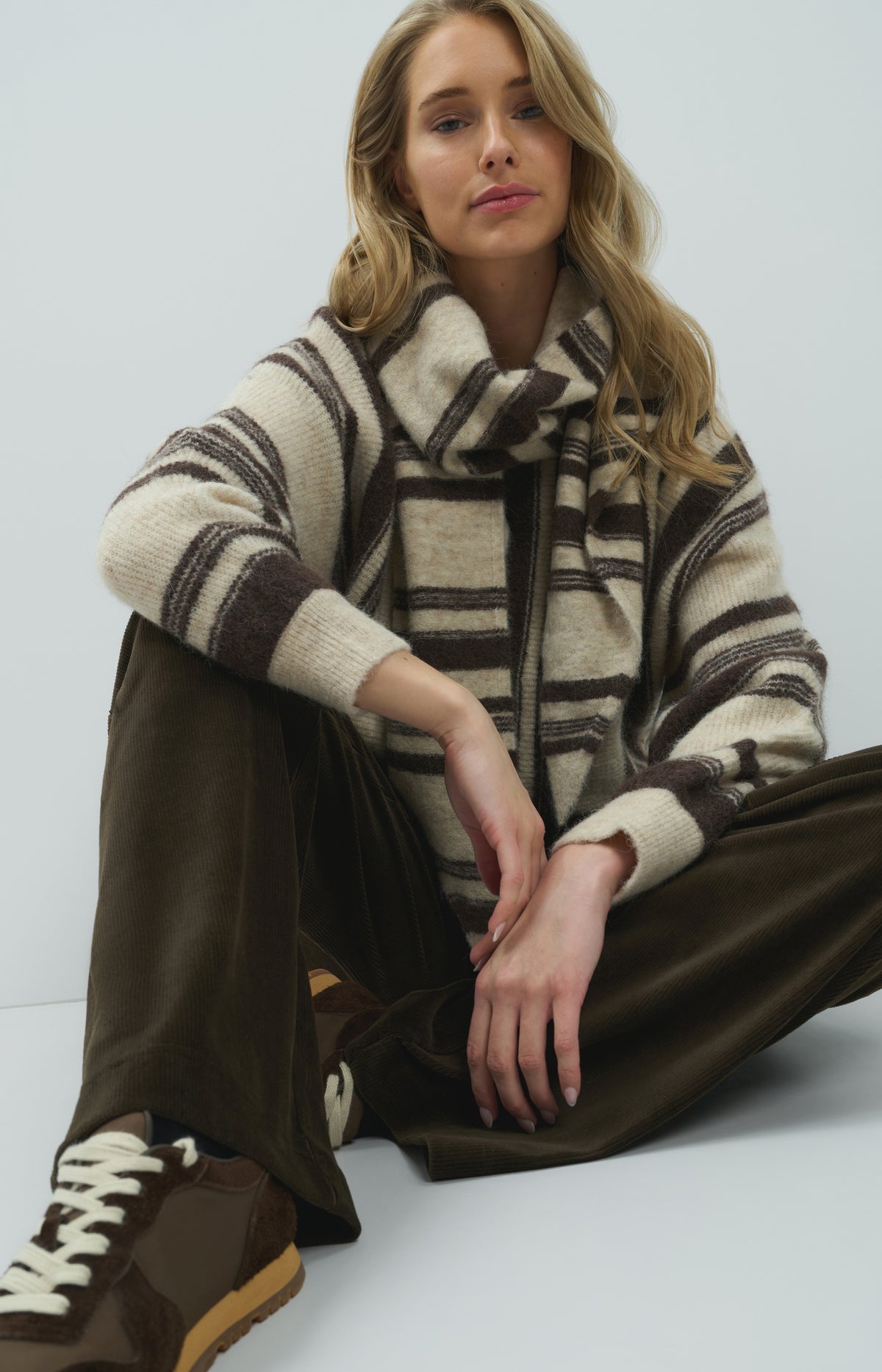 Boat neck sweater with striped pattern - Light Beige Dessin