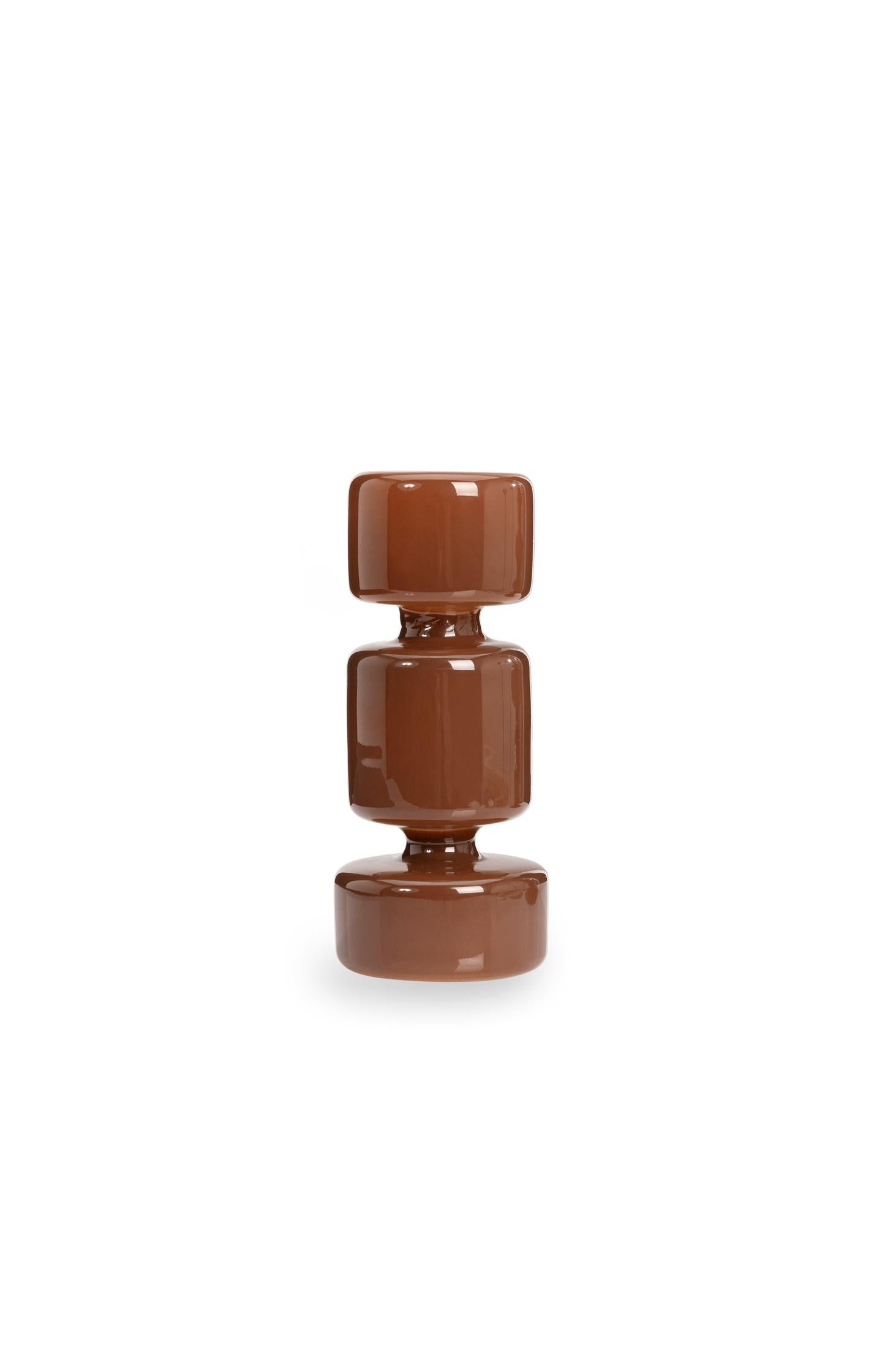 Brown glossy glass candle holder - Type: product