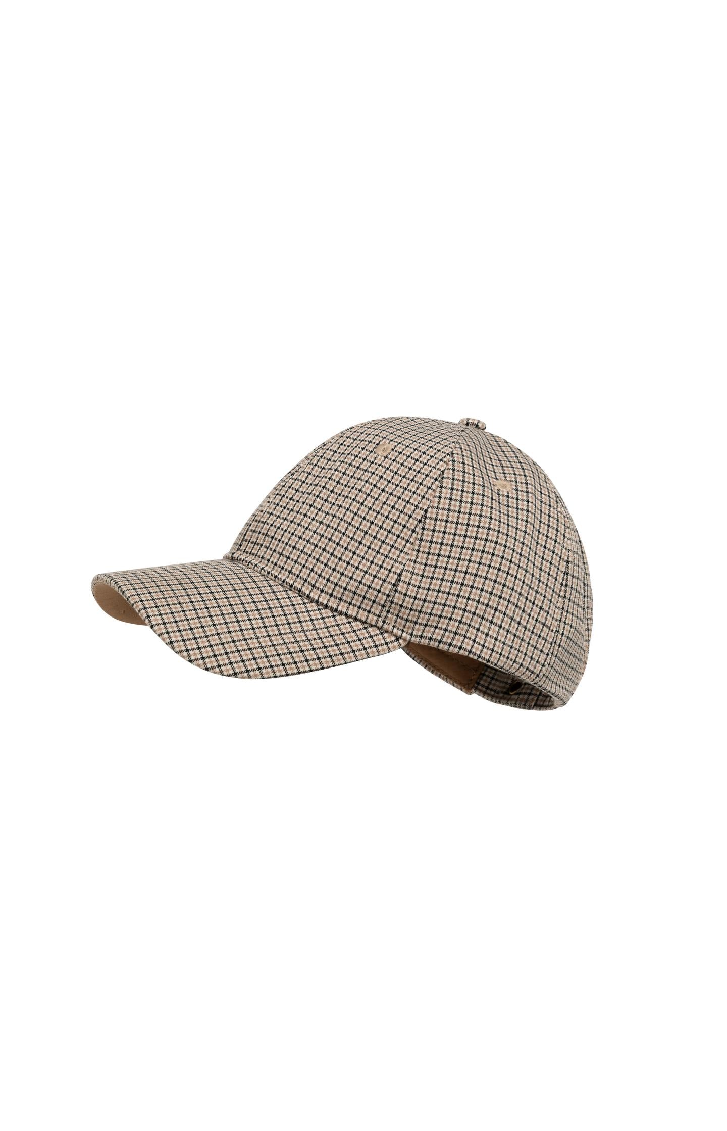 Cap with woven check pattern - Type: video