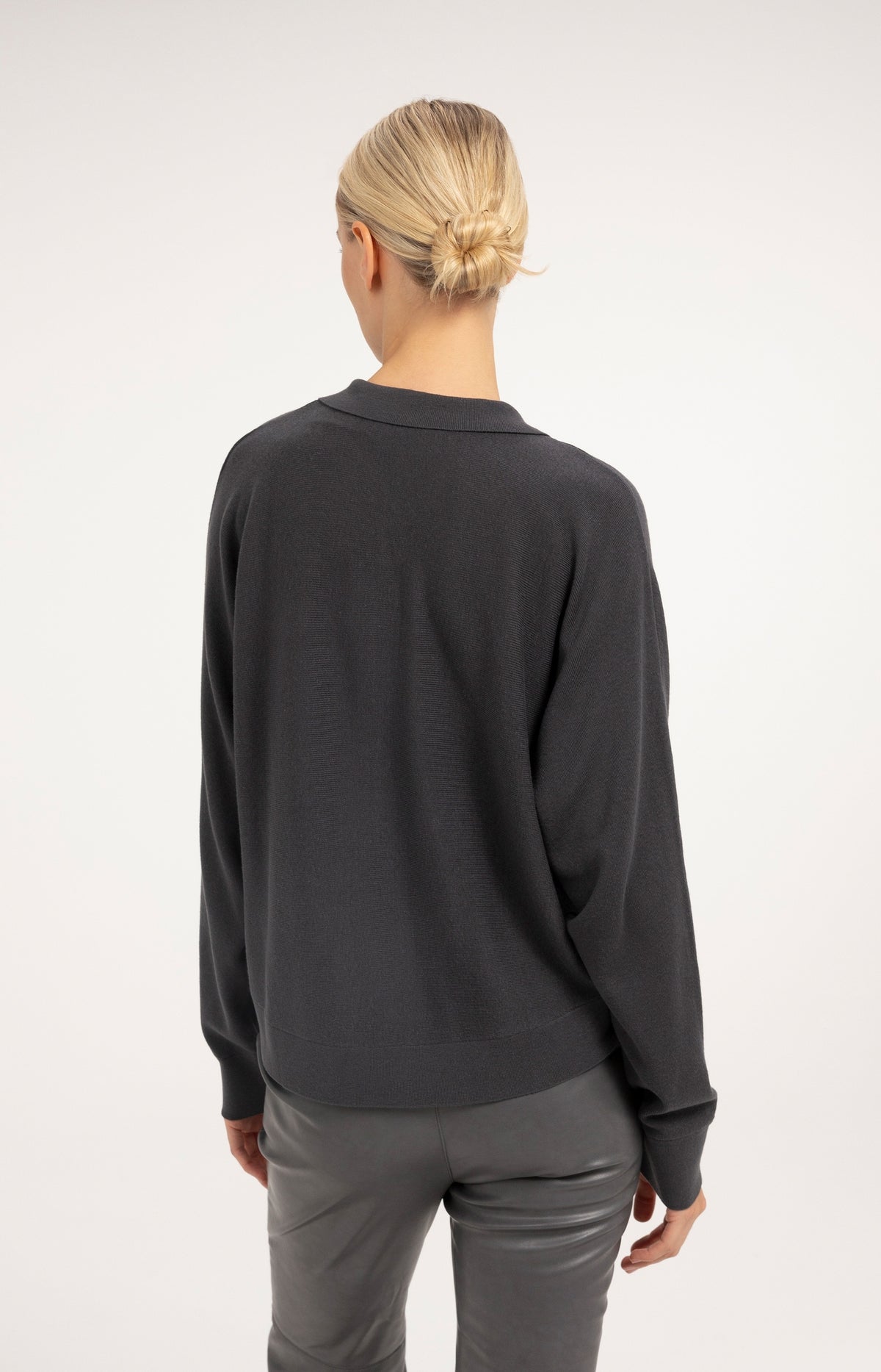 Cardigan à col et fermeture à boutons - Hole Black