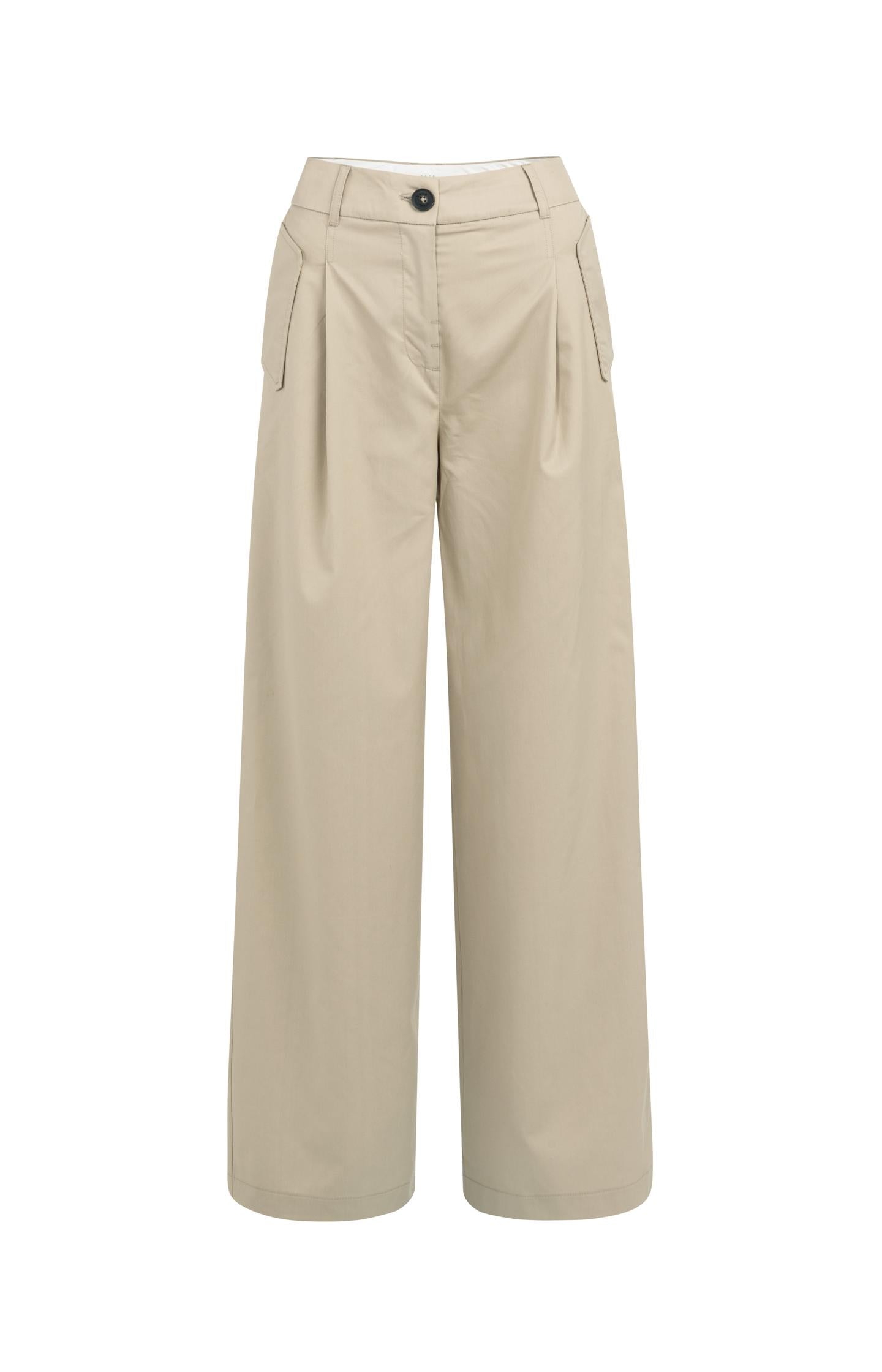 Cargo trousers with wide legs and pleat details - L32