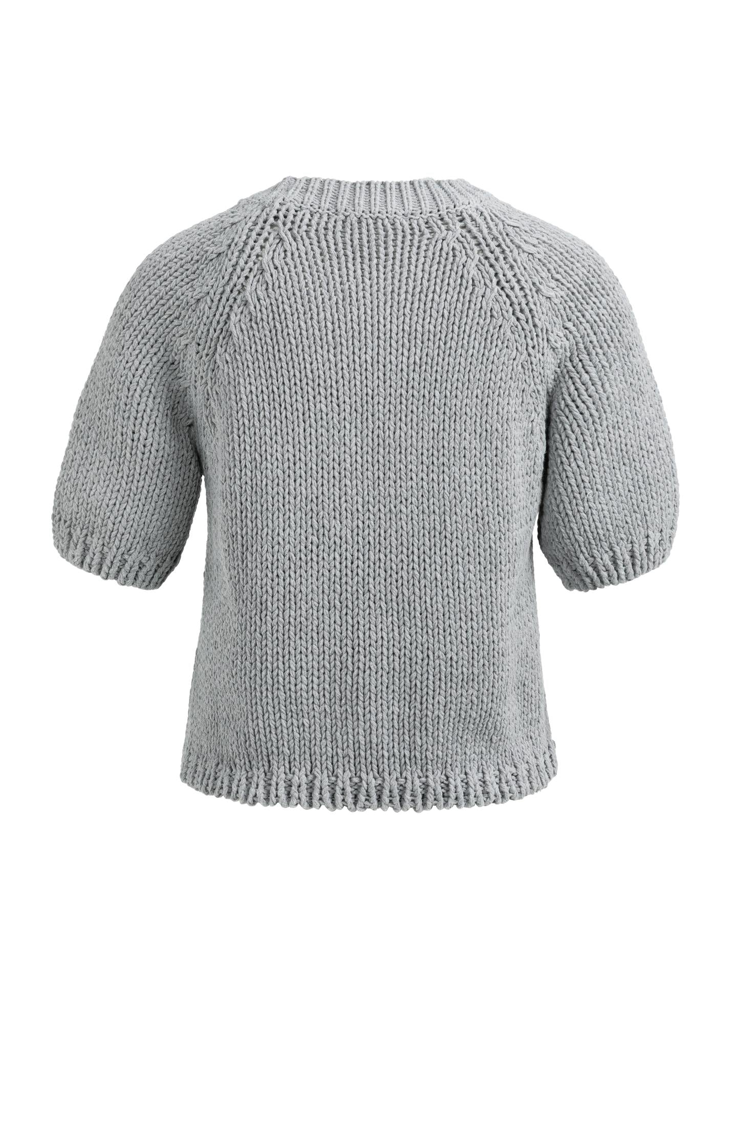 Chunky knit sweater with short sleeves and round neck