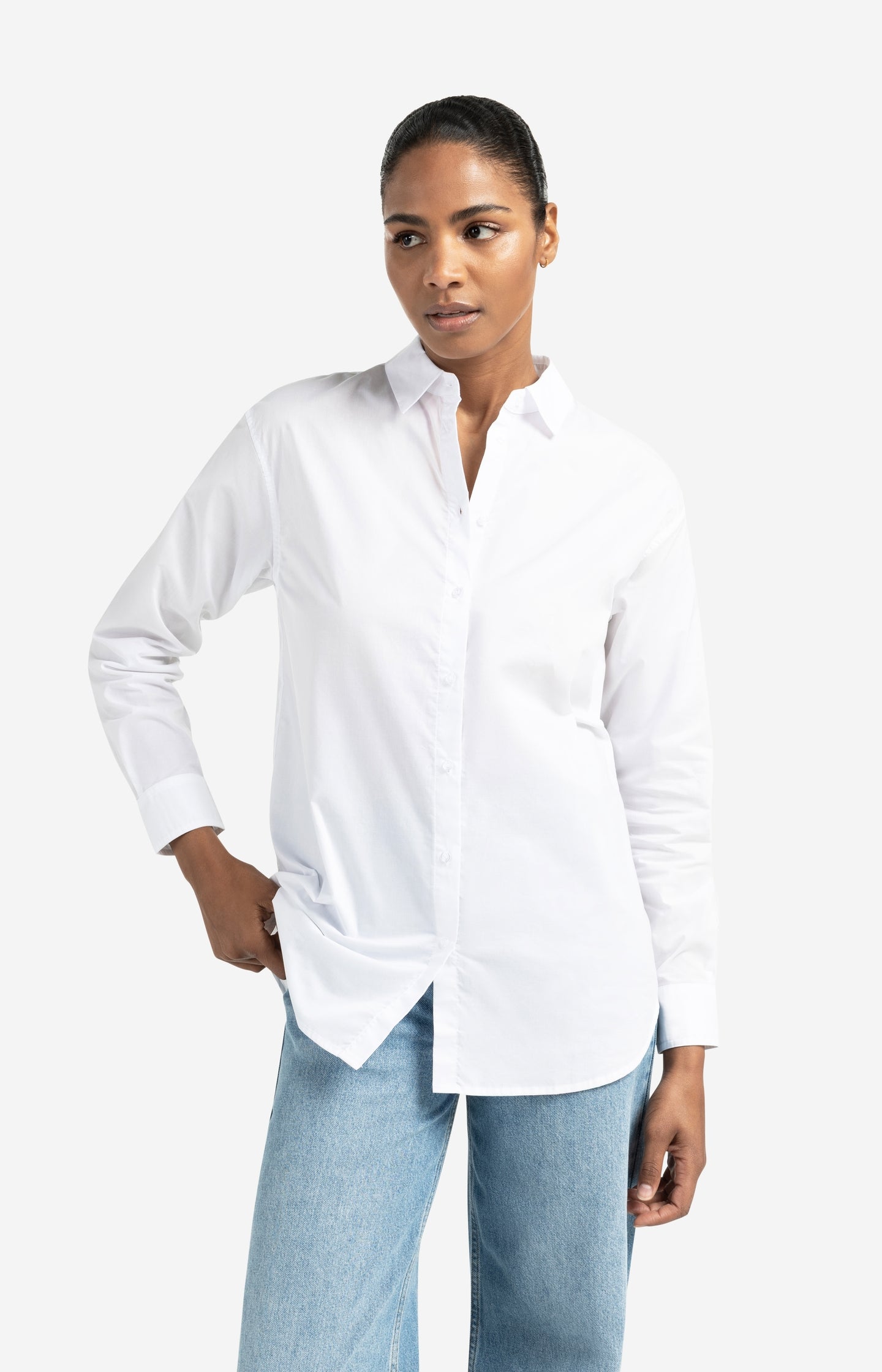 Classic poplin shirt with oversized boyfriend fit