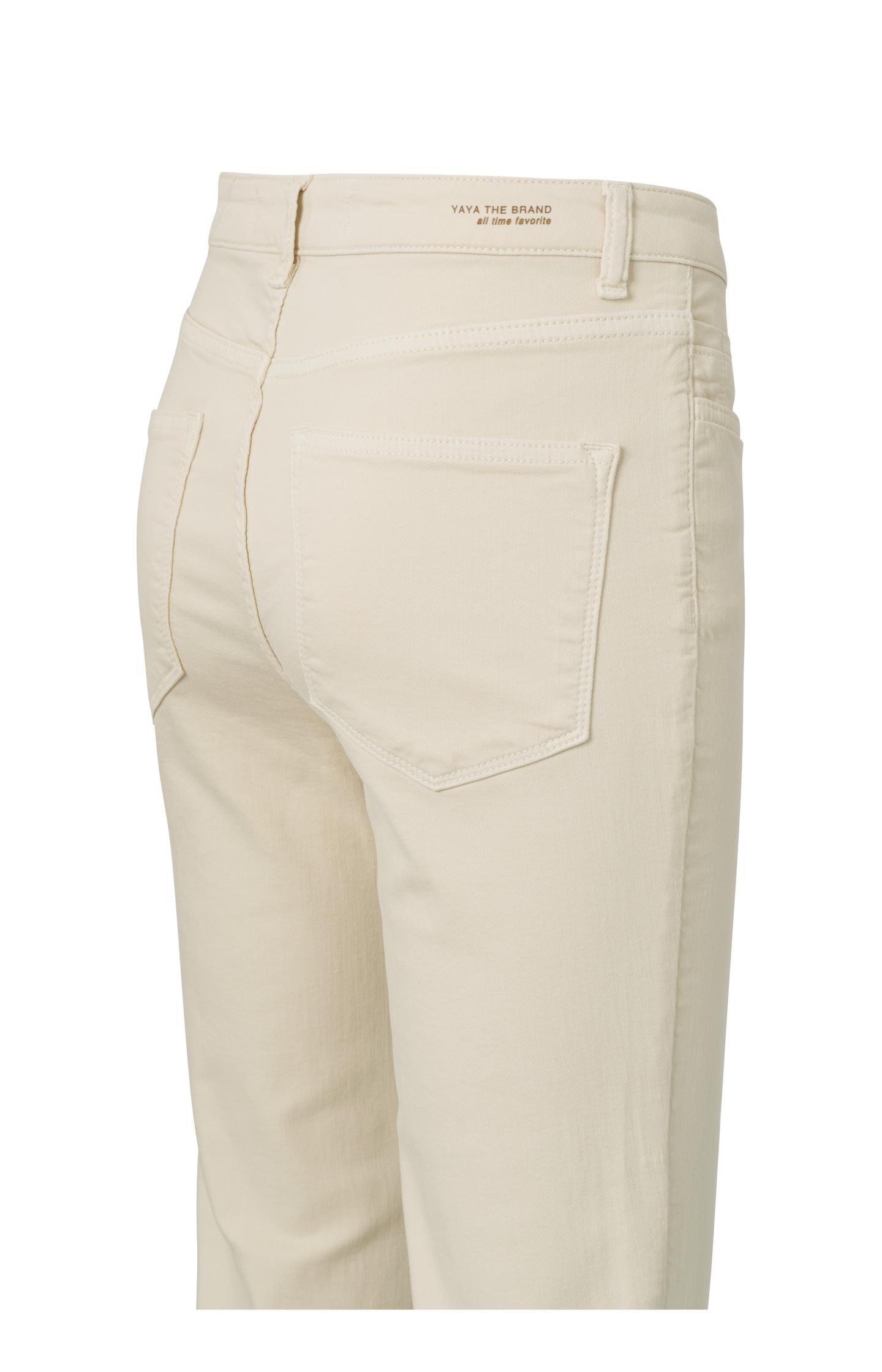 Colored denim with straight legs, pockets and zip fly - Sand Denim