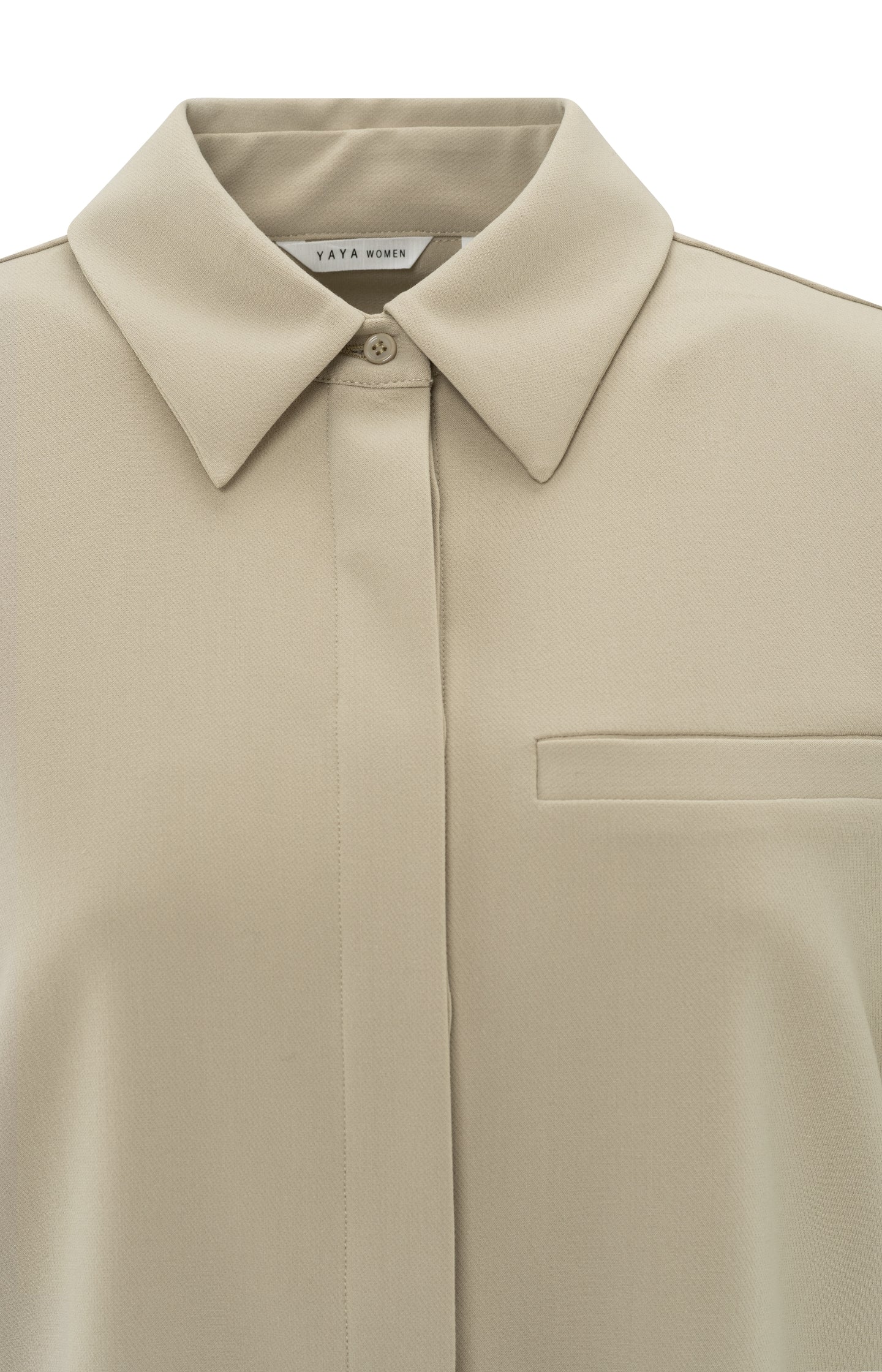 Cropped blouse with long sleeves and chest pocket