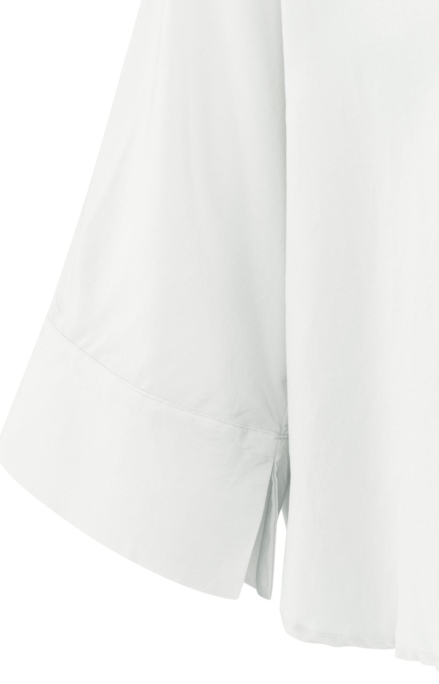 Cropped blouse with wide sleeves and loose fit