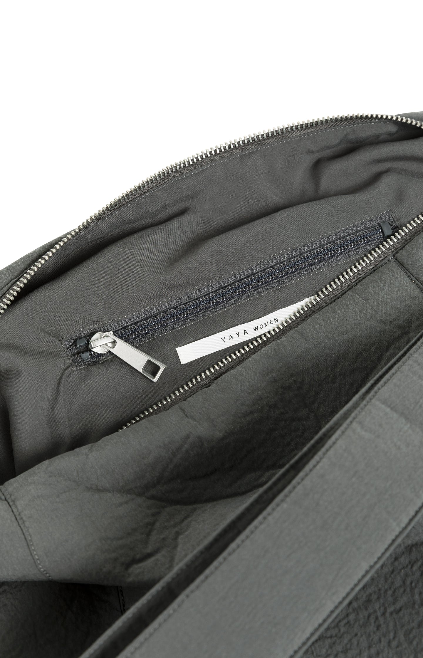 Crossbody bag with zip