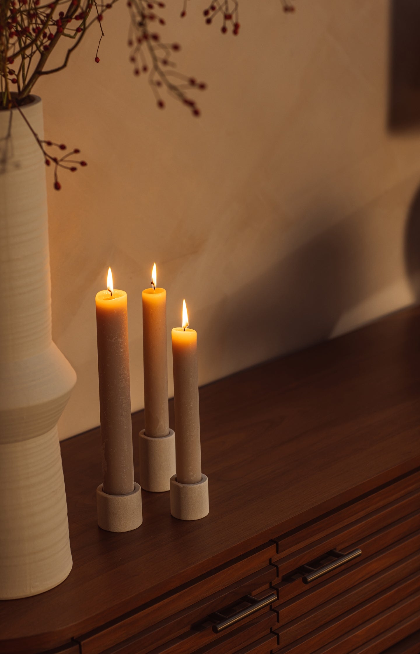 Cylindrical sandstone candle holder - 5x6 cm - Type: product