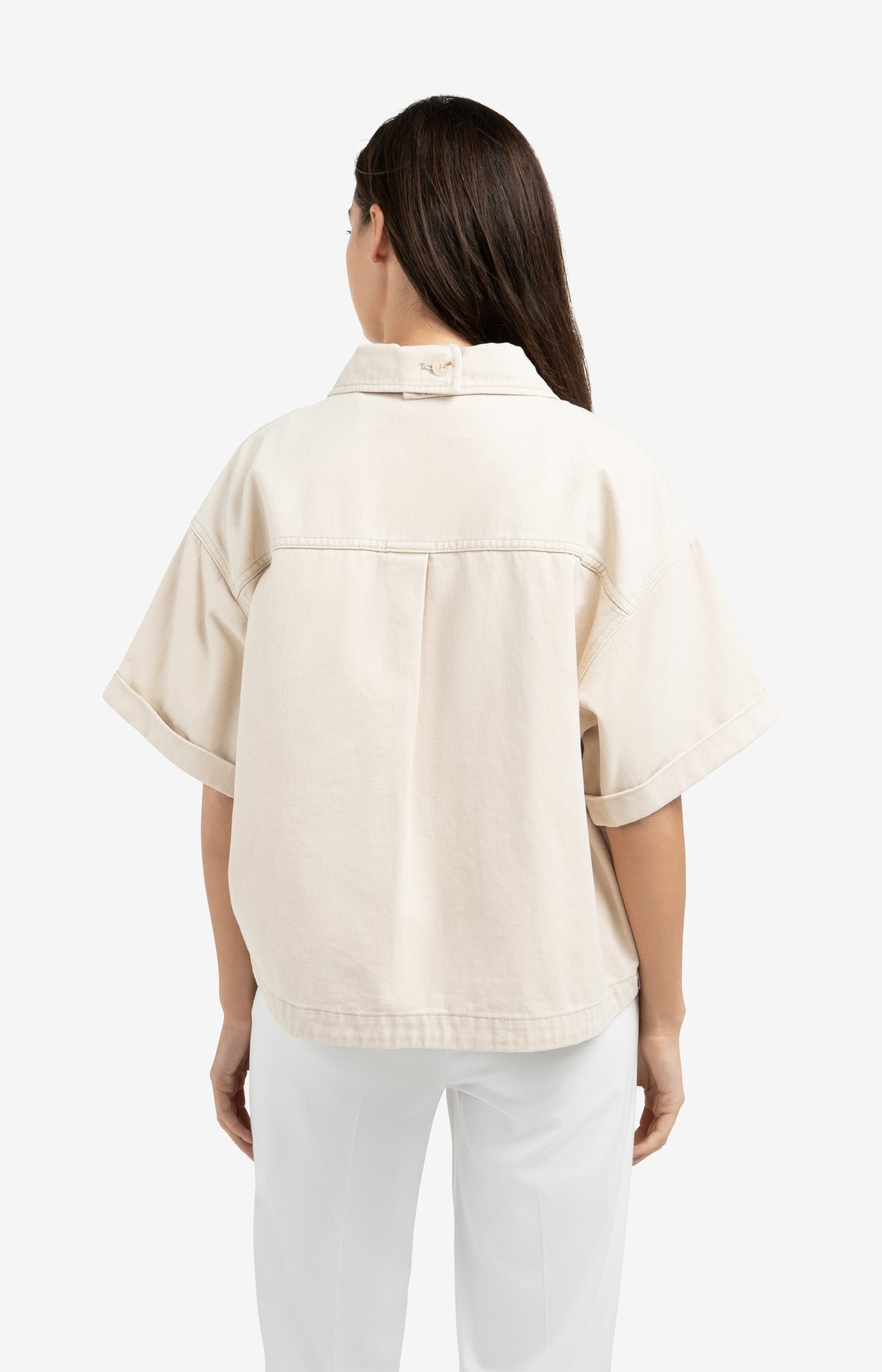 Denim jacket with short sleeves and patch pockets