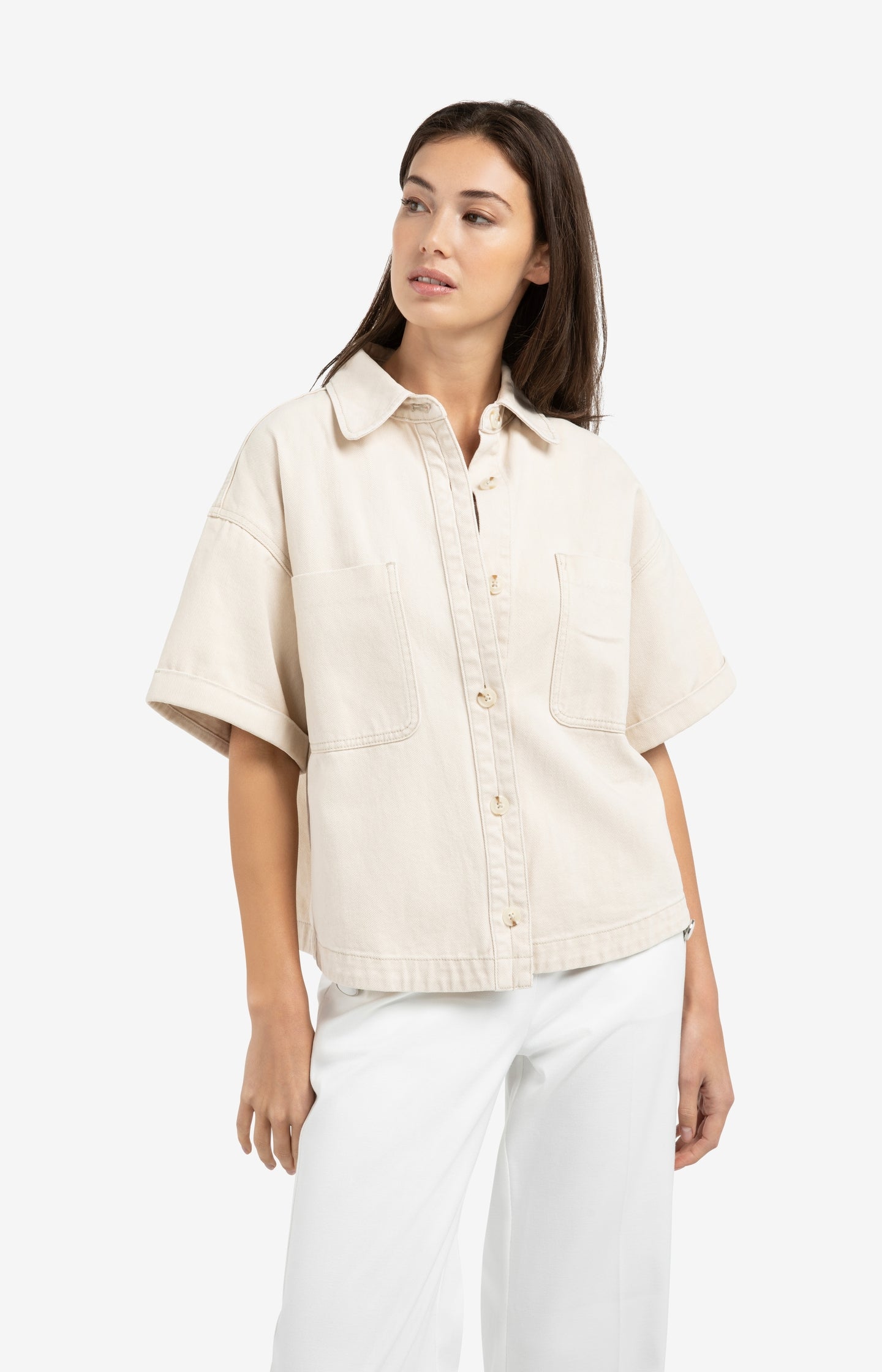 Denim jacket with short sleeves and patch pockets