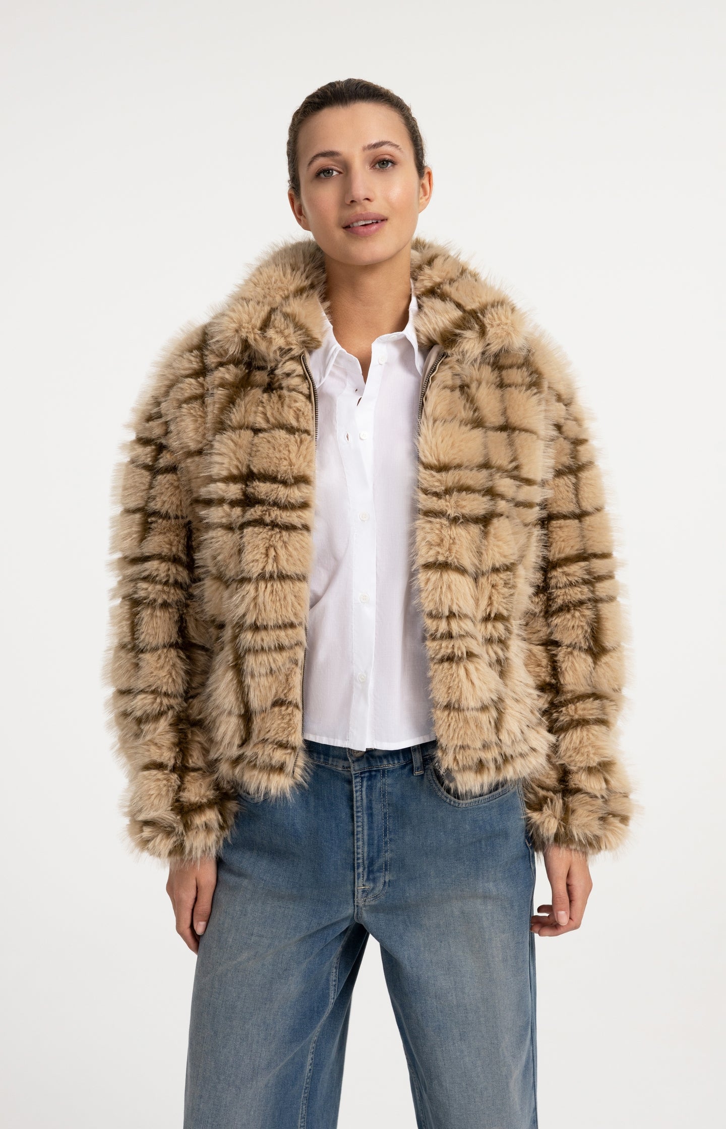 Faux fur jacket with collar and check pattern
