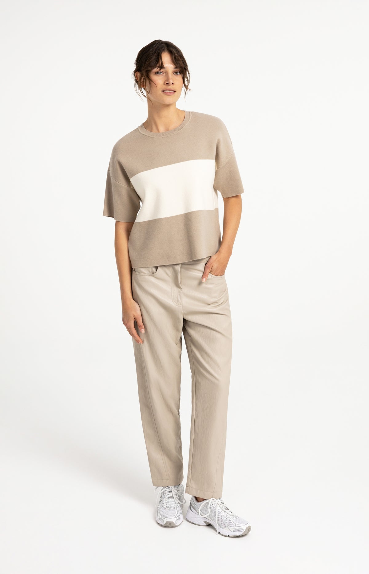 Faux leather carrot fit trousers