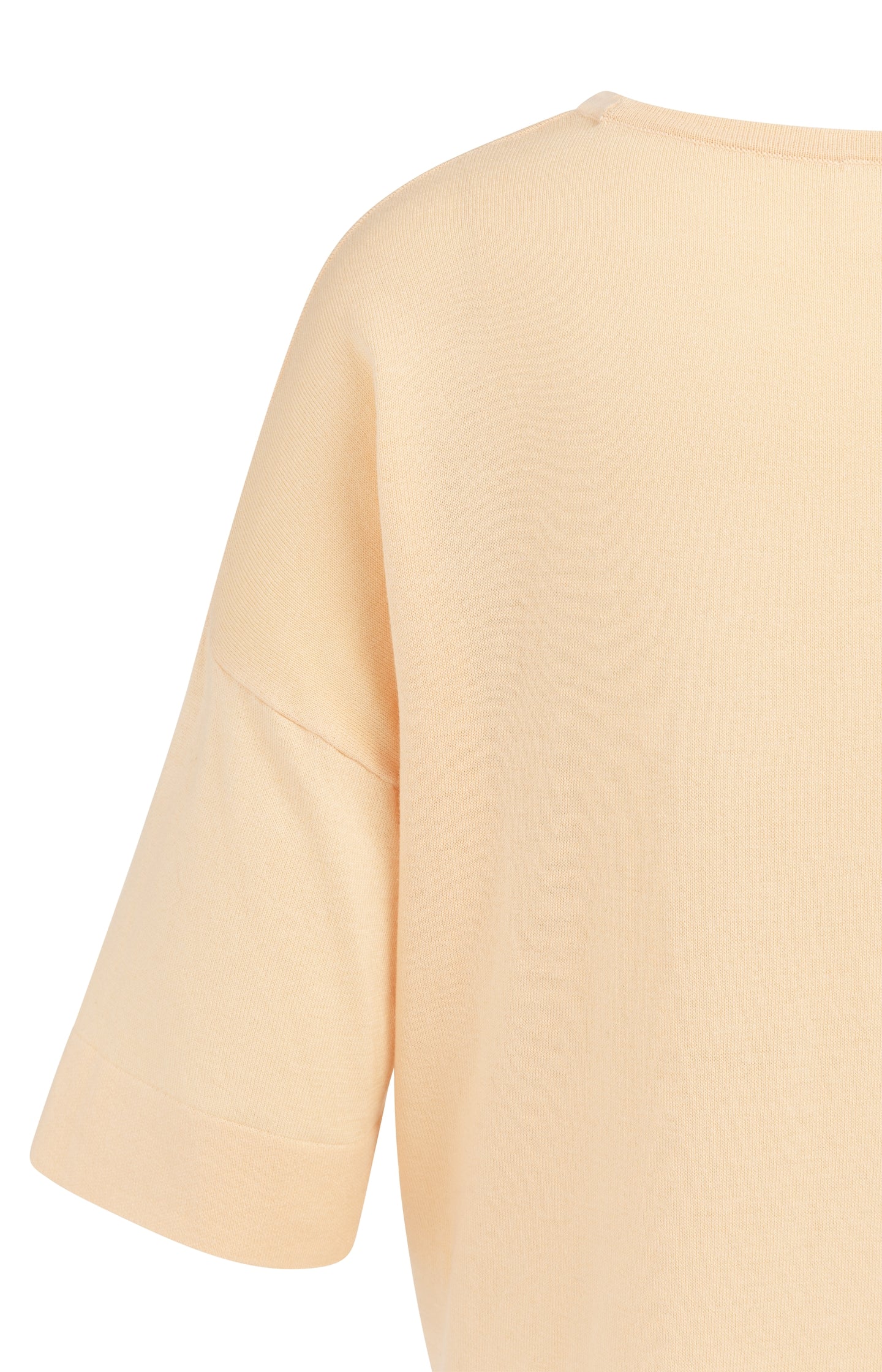 Finely knitted oversized T-shirt with short sleeves