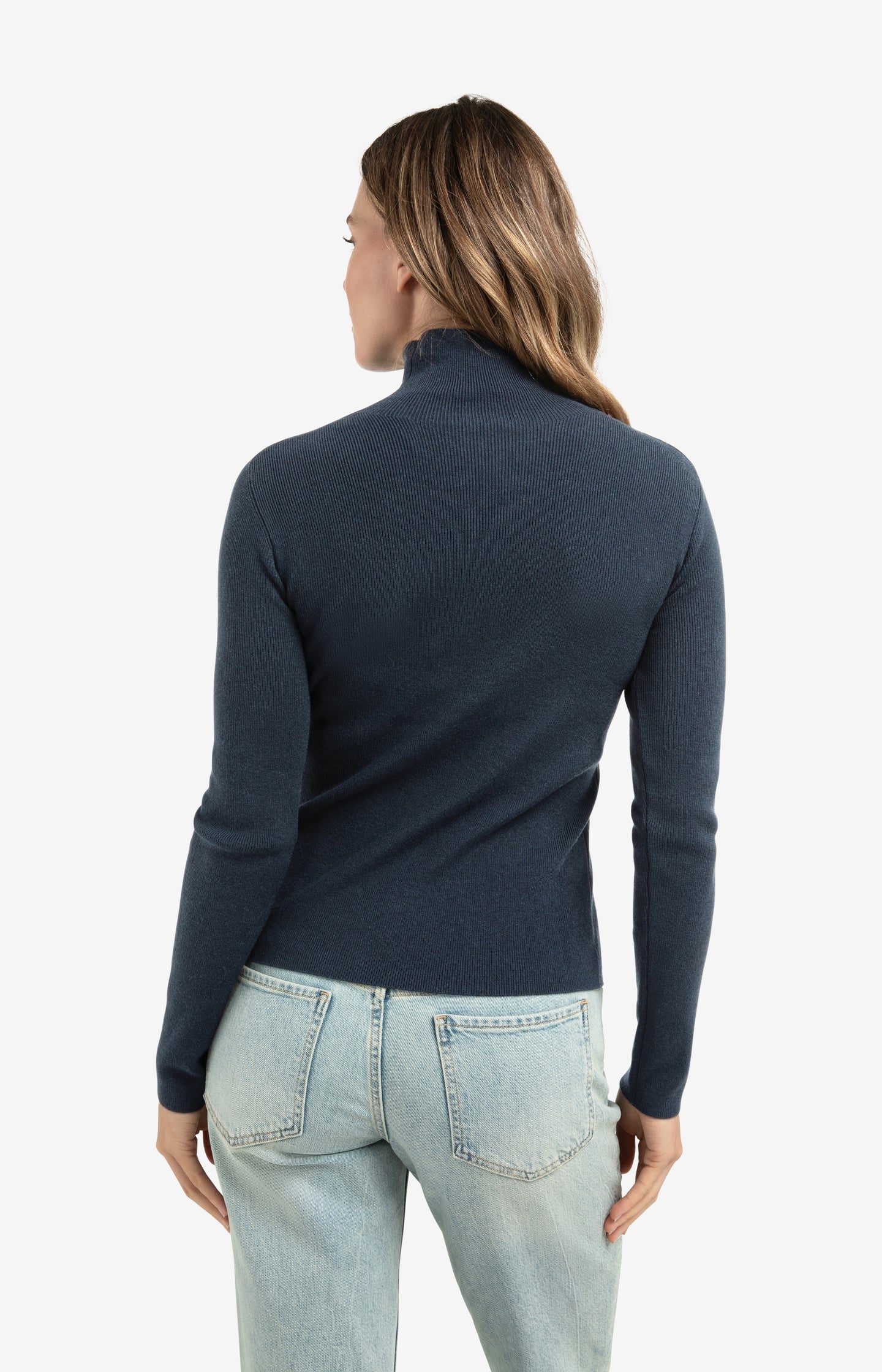 Fitted ribbed top with turtleneck - Type: lookbook