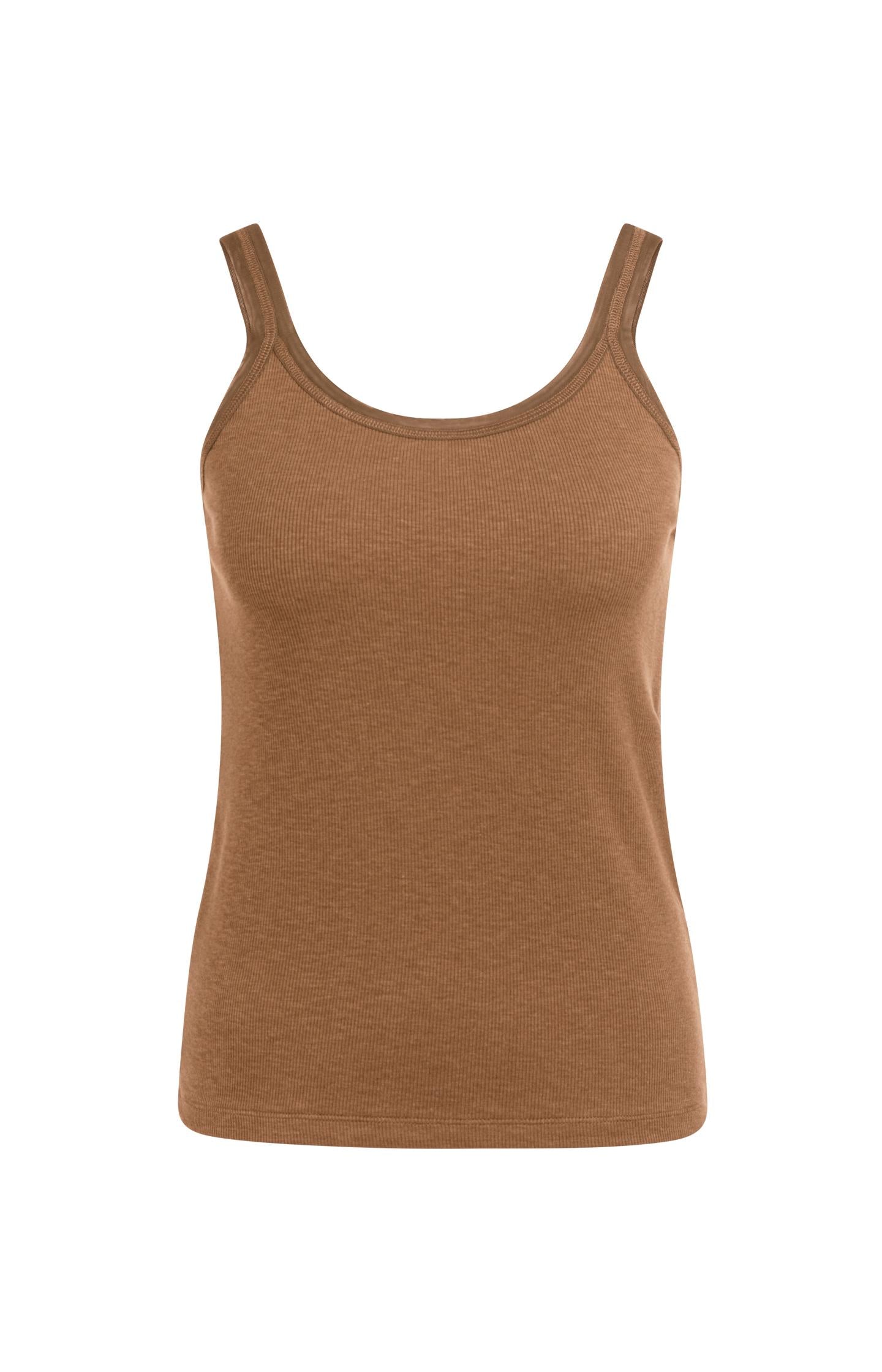 Fitted singlet with mesh trim