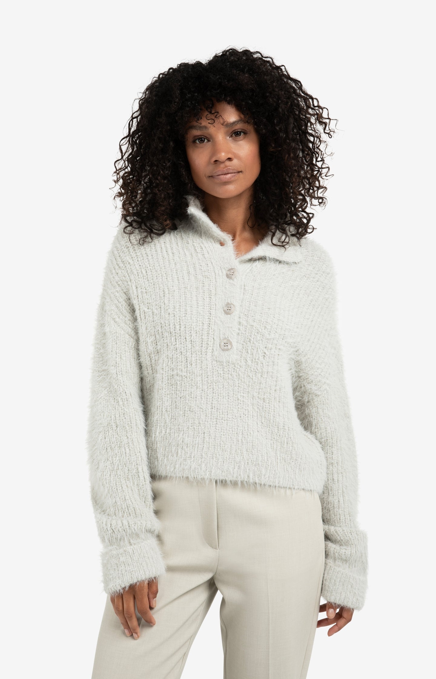 Fluffy cropped sweater with stand-up collar and buttons