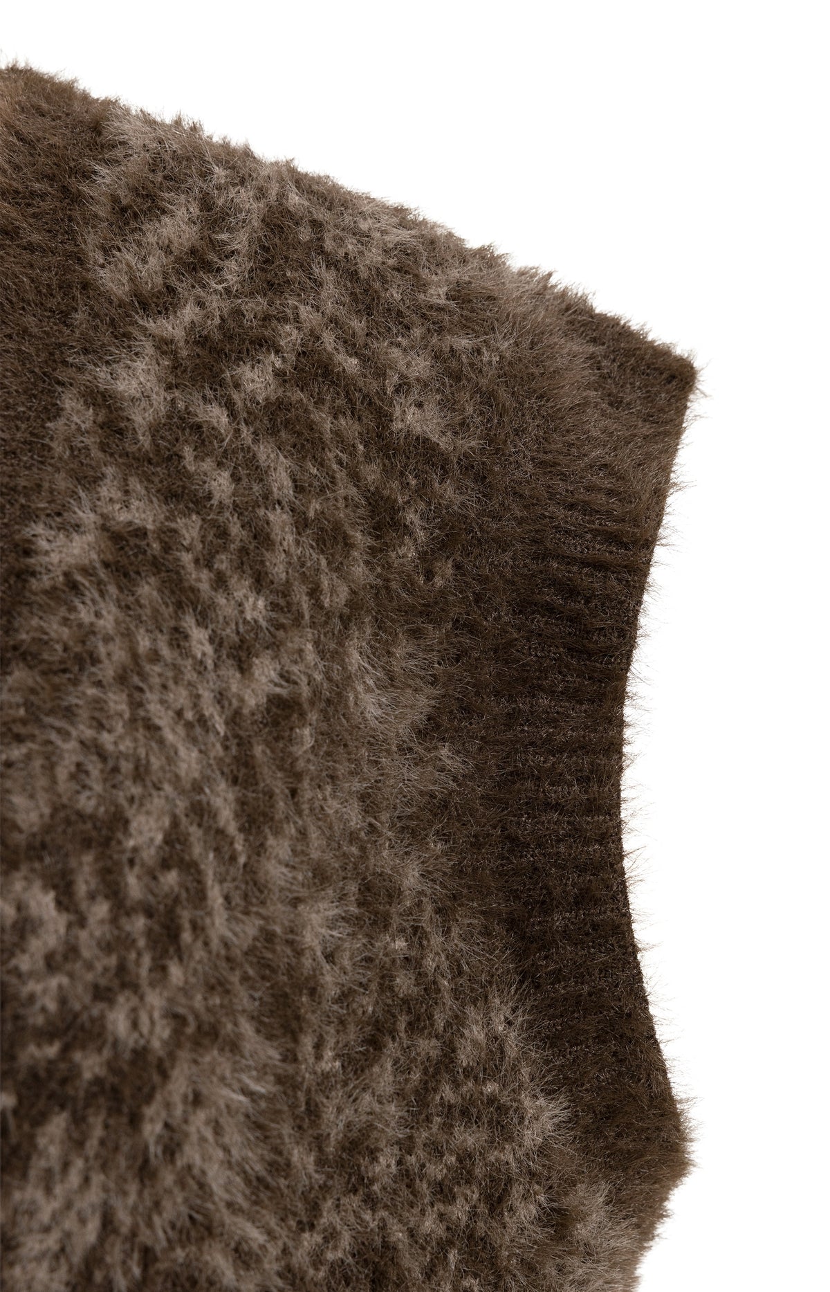 Fluffy knit vest with pattern - Delicioso Brown Dessin