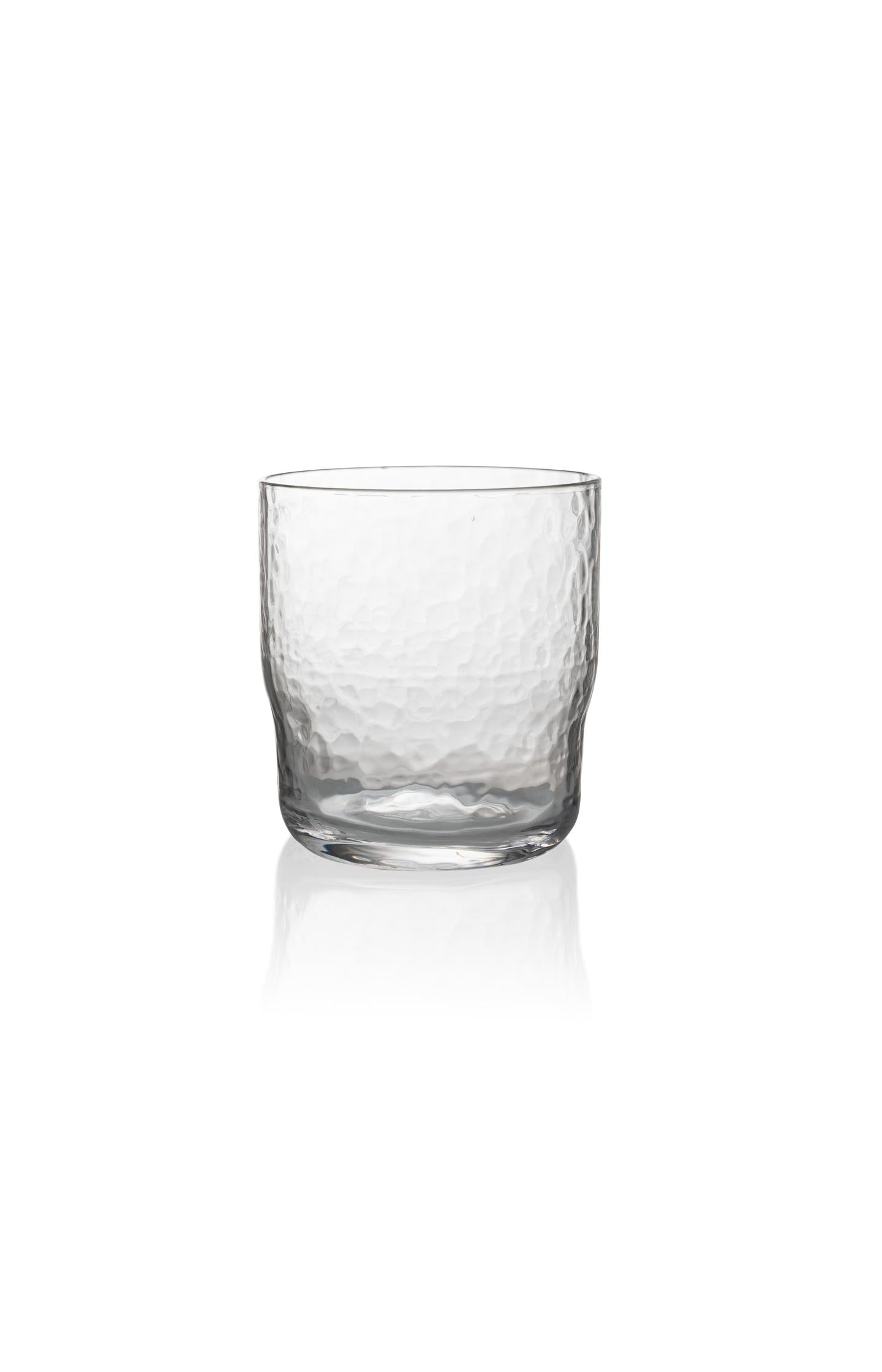 Gehämmertes Wasserglas
