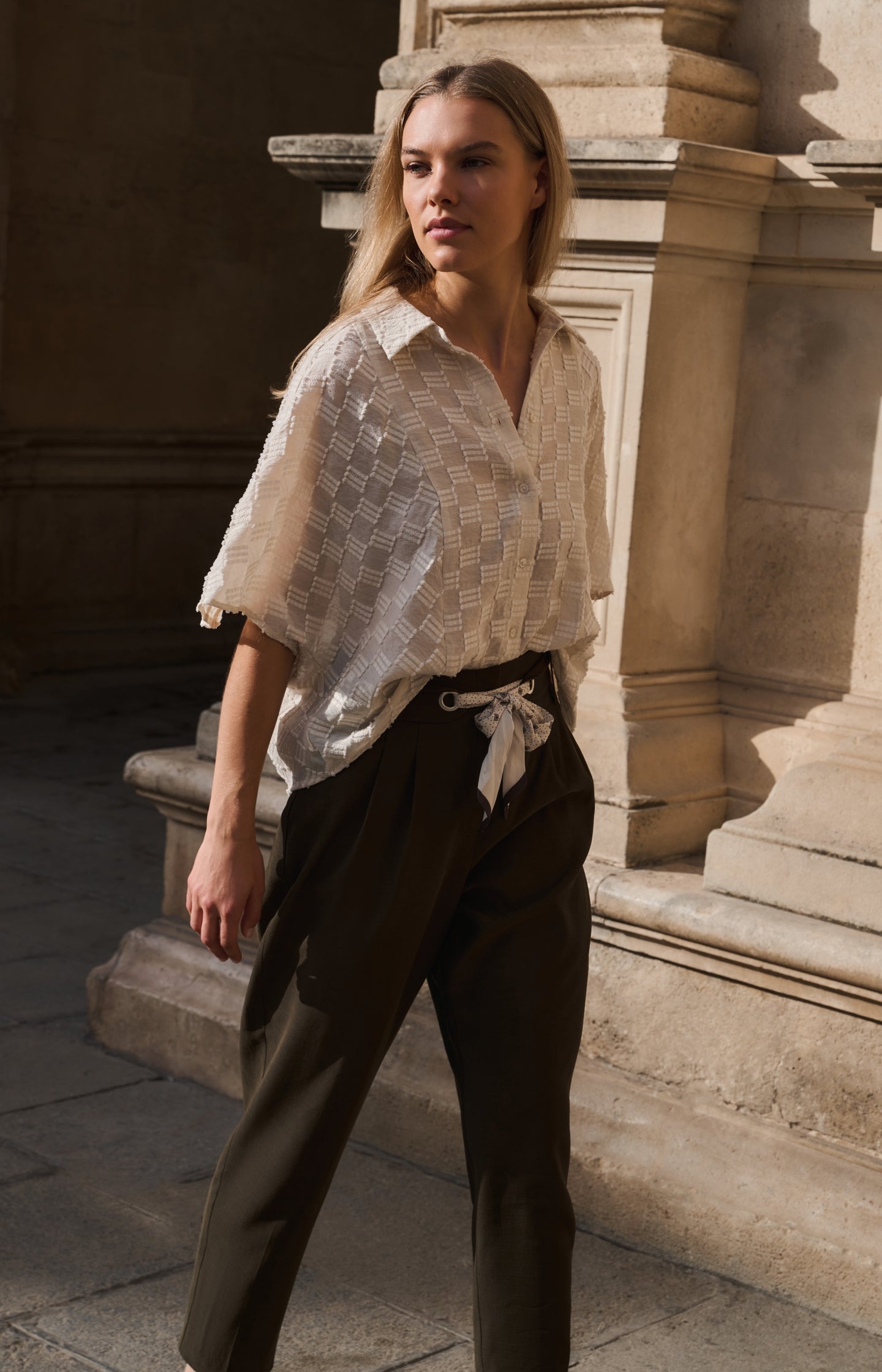 High-waist trousers with straight legs and scarf belt