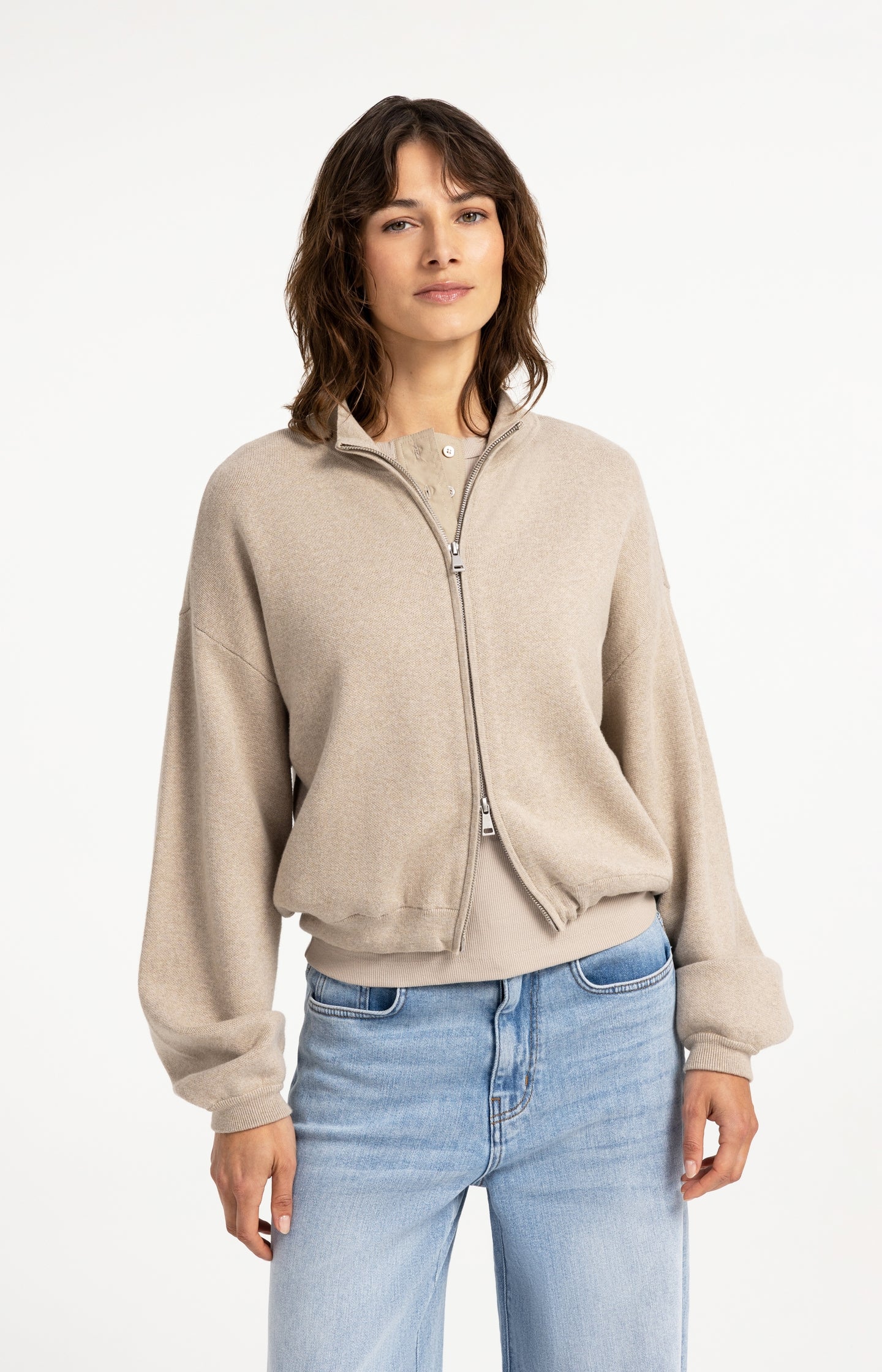 Jacquard knitted cardigan with zip closure