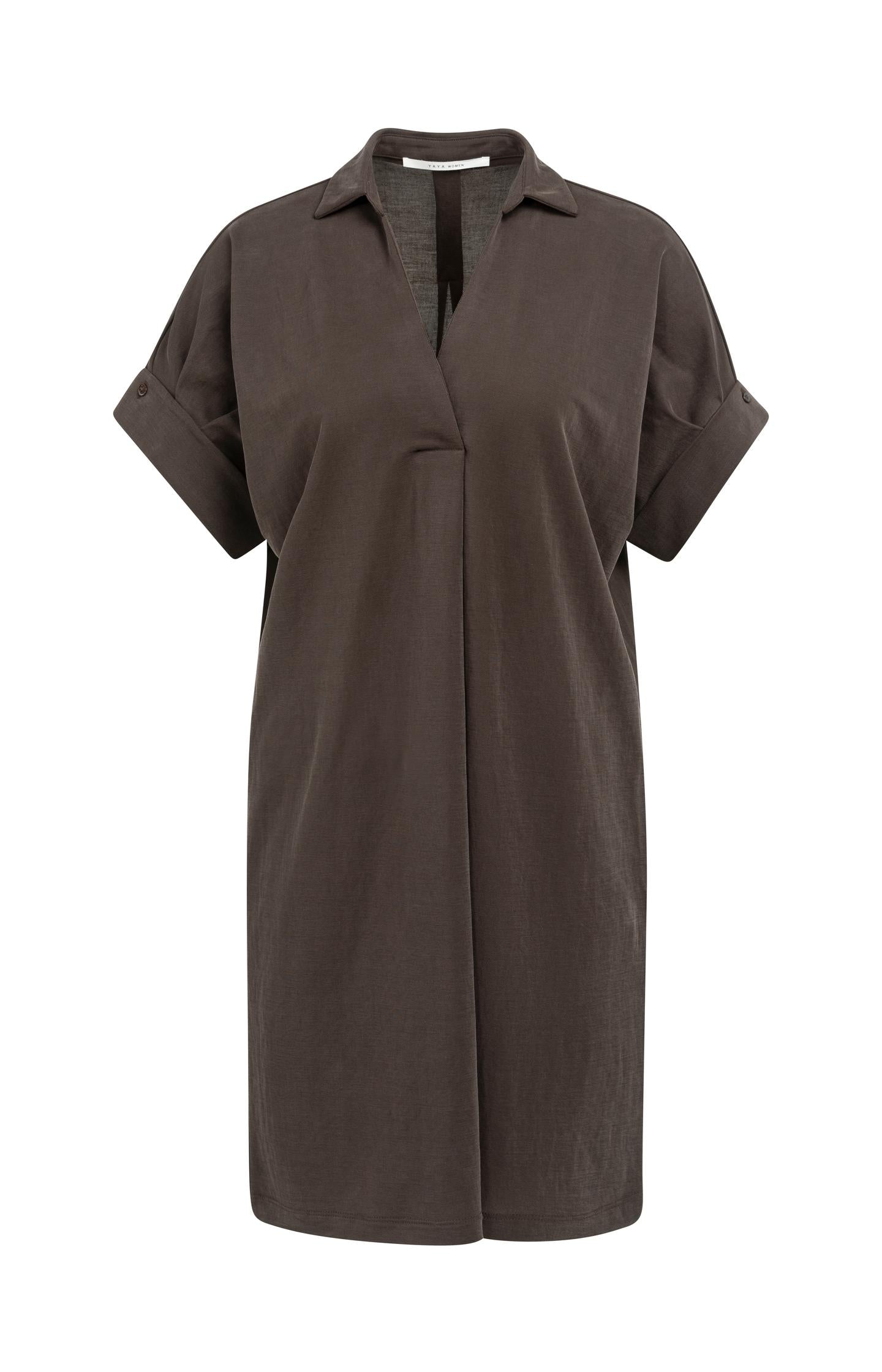 Jersey dress with pleated short sleeves - Type: lookbook