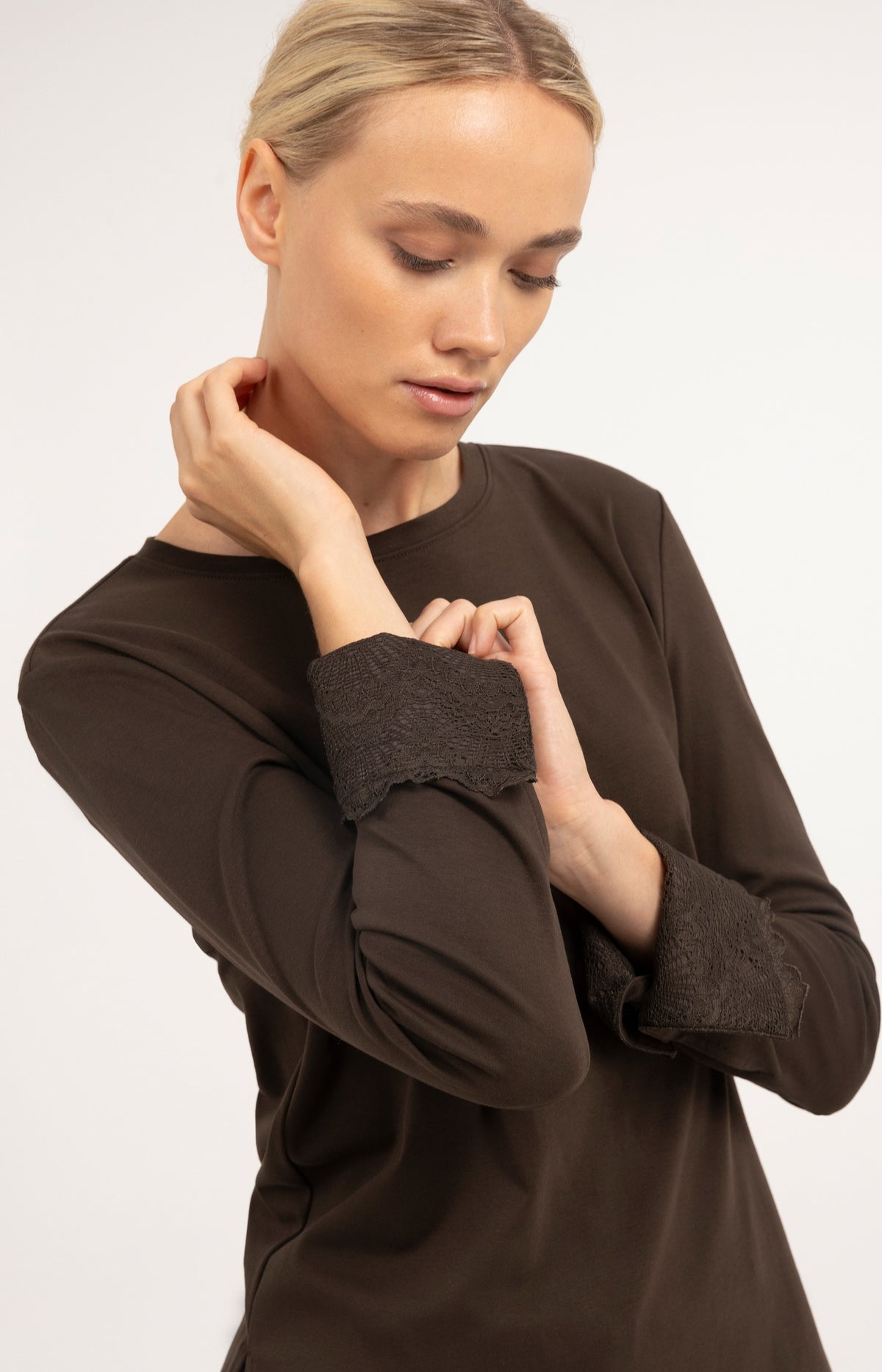Jersey top with lace cuffs - Brown