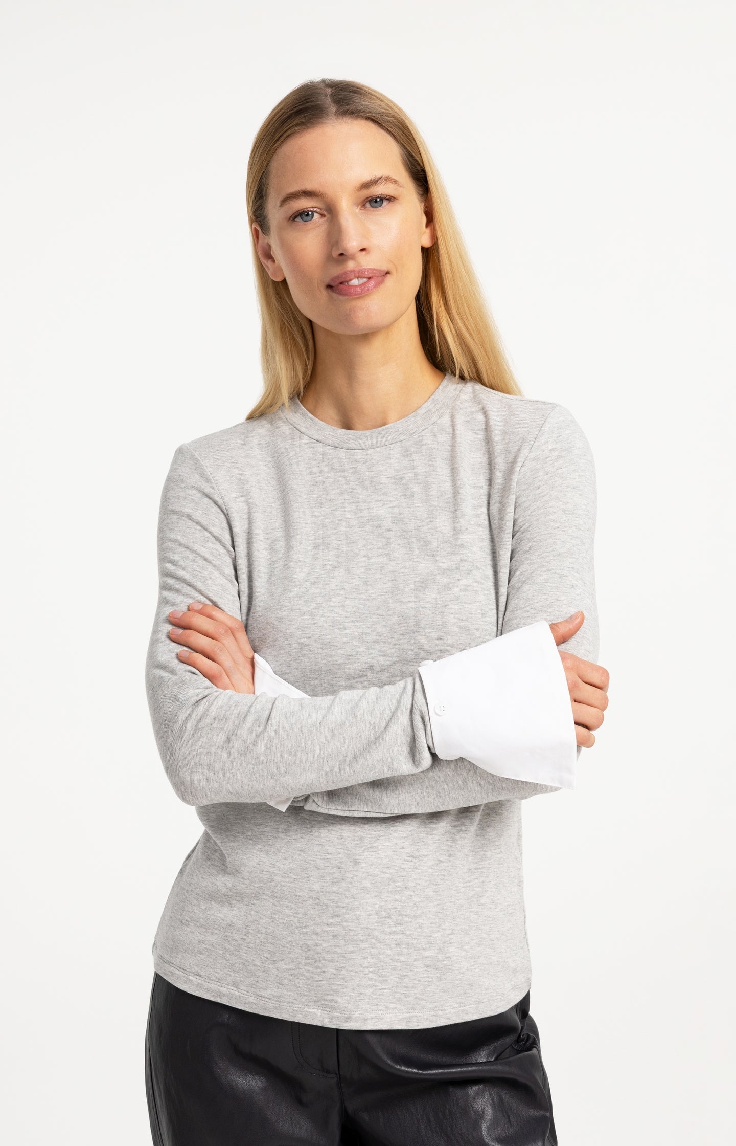 Jersey top with removable cuffs
