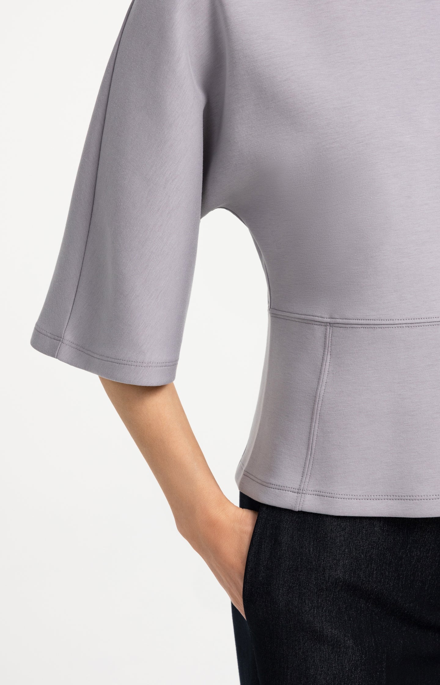 Jersey top with wide mid-length sleeves - Type: lookbook