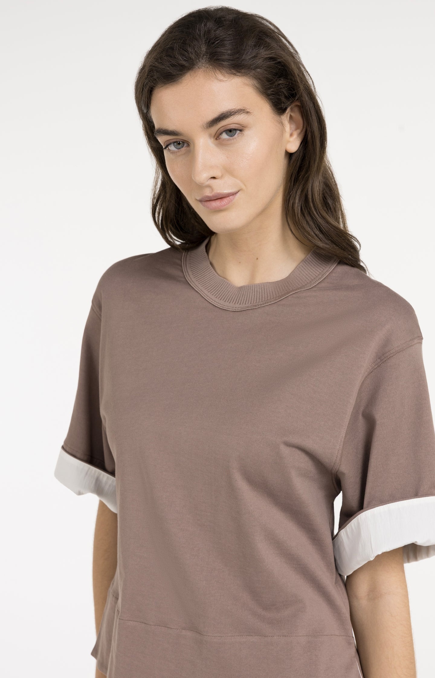 Jersey top with woven details and short sleeves