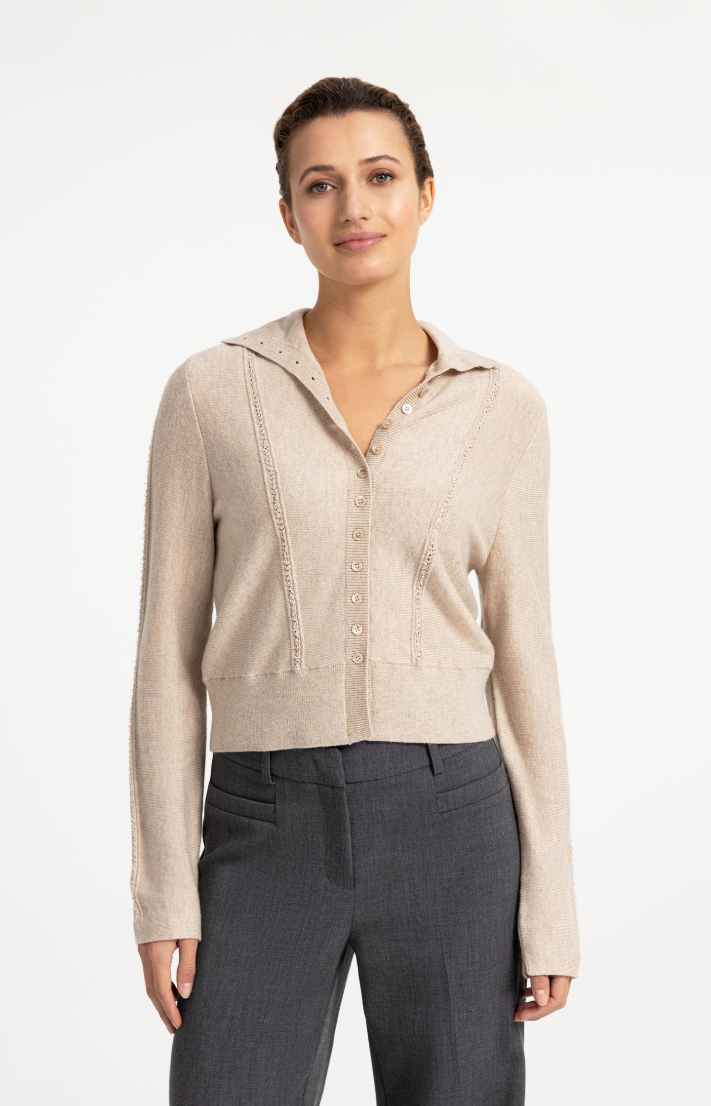 Knitted cardigan with high collar and button closure
