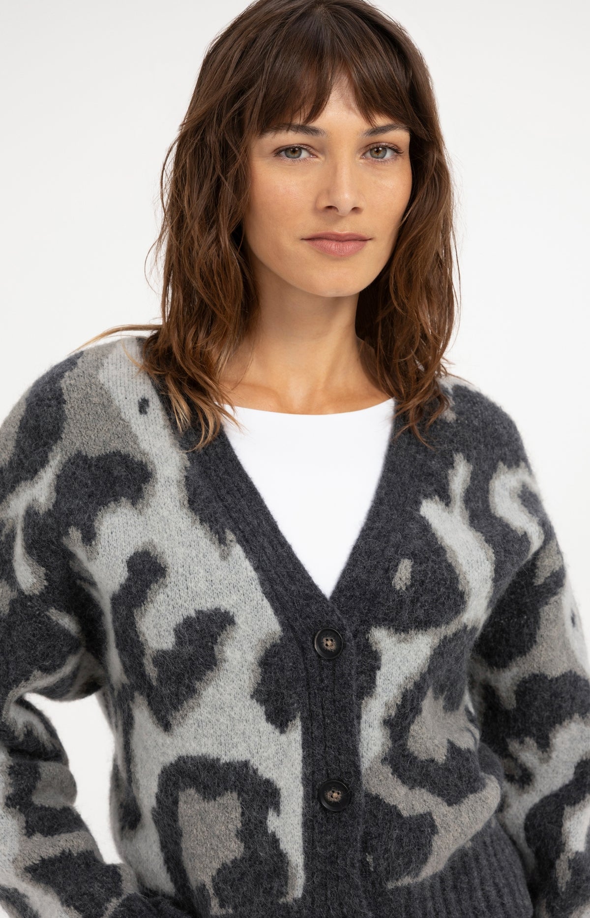 Knitted cardigan with pattern and batwing sleeves - Grey