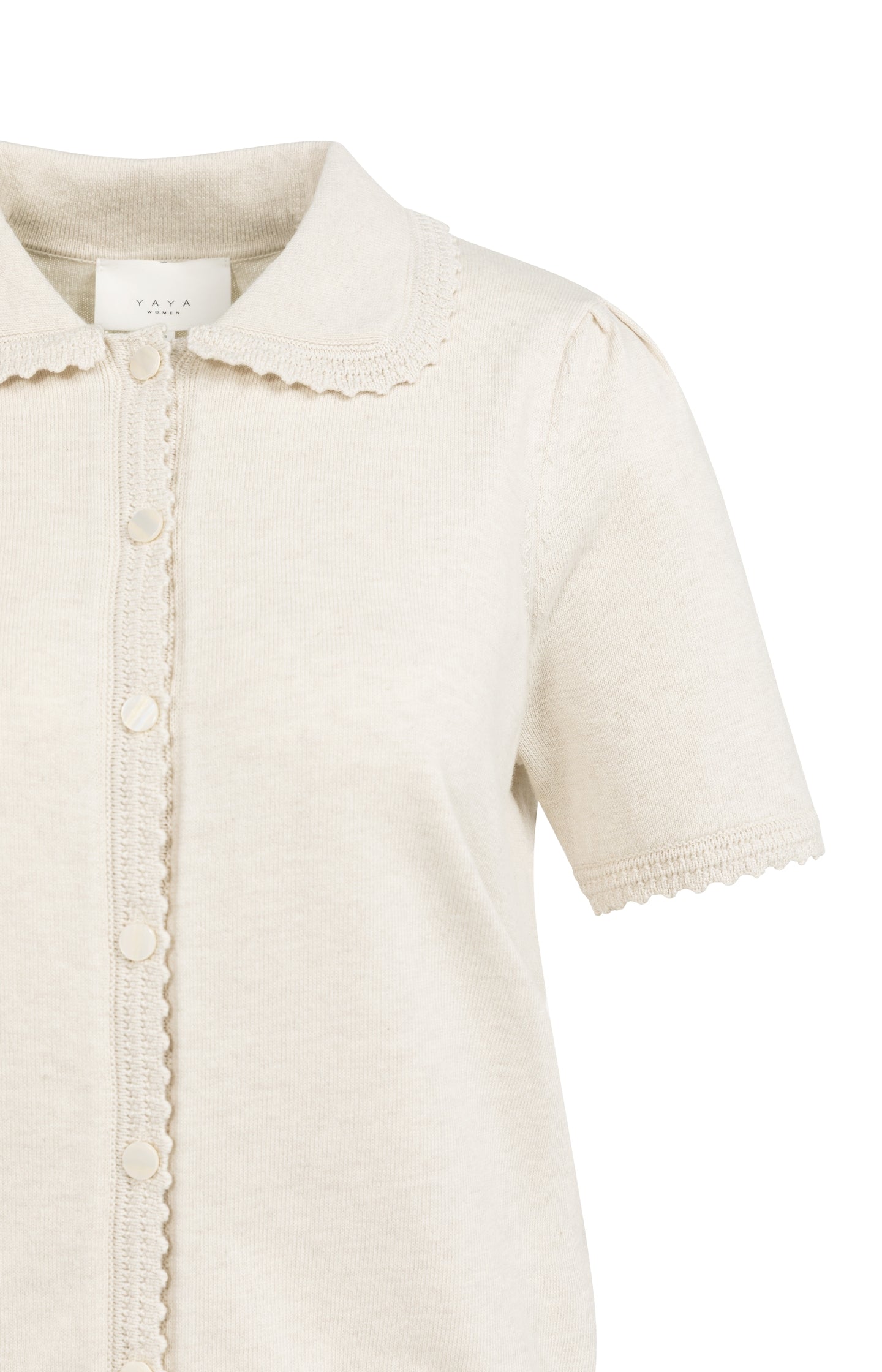 Knitted cardigan with short sleeves and buttons
