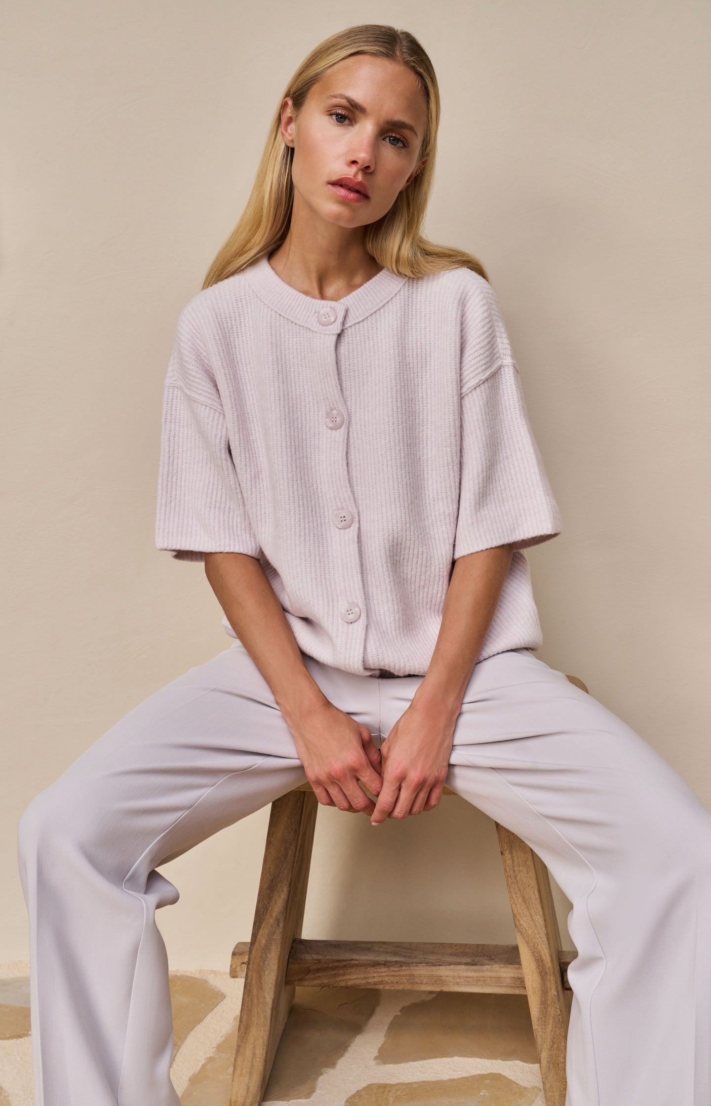 Knitted cardigan with wide short sleeves and buttons - Type: lookbook