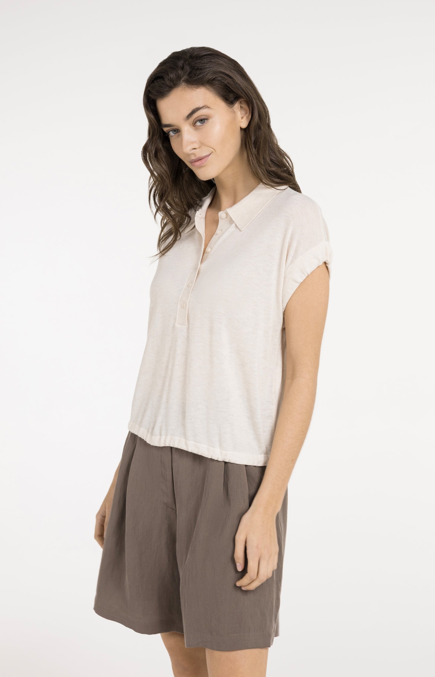 Knitted polo with drawstring hem - Type: lookbook