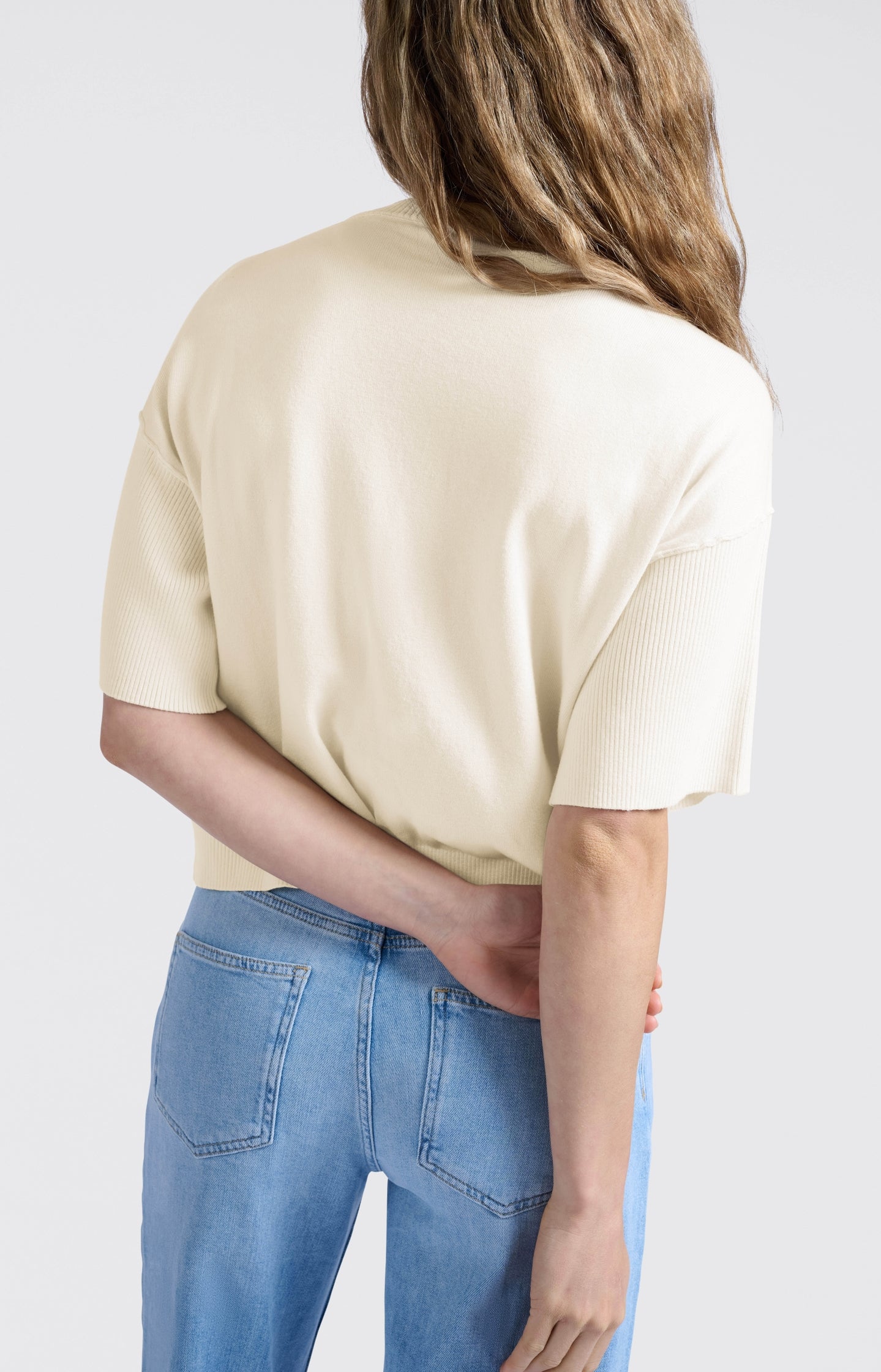 Knitted short-sleeve cardigan with ribbed details