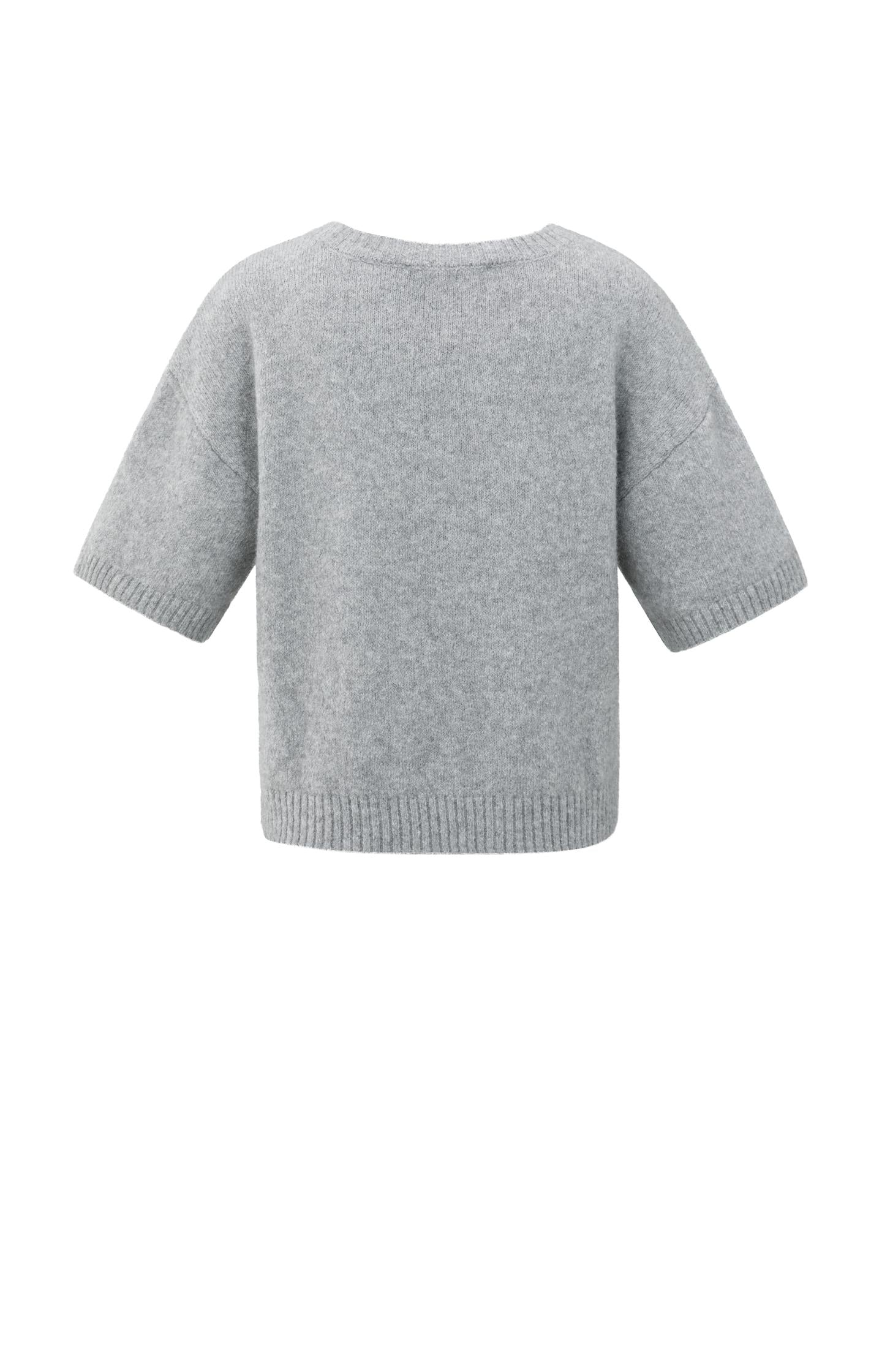 Knitted short sleeve sweater with artwork