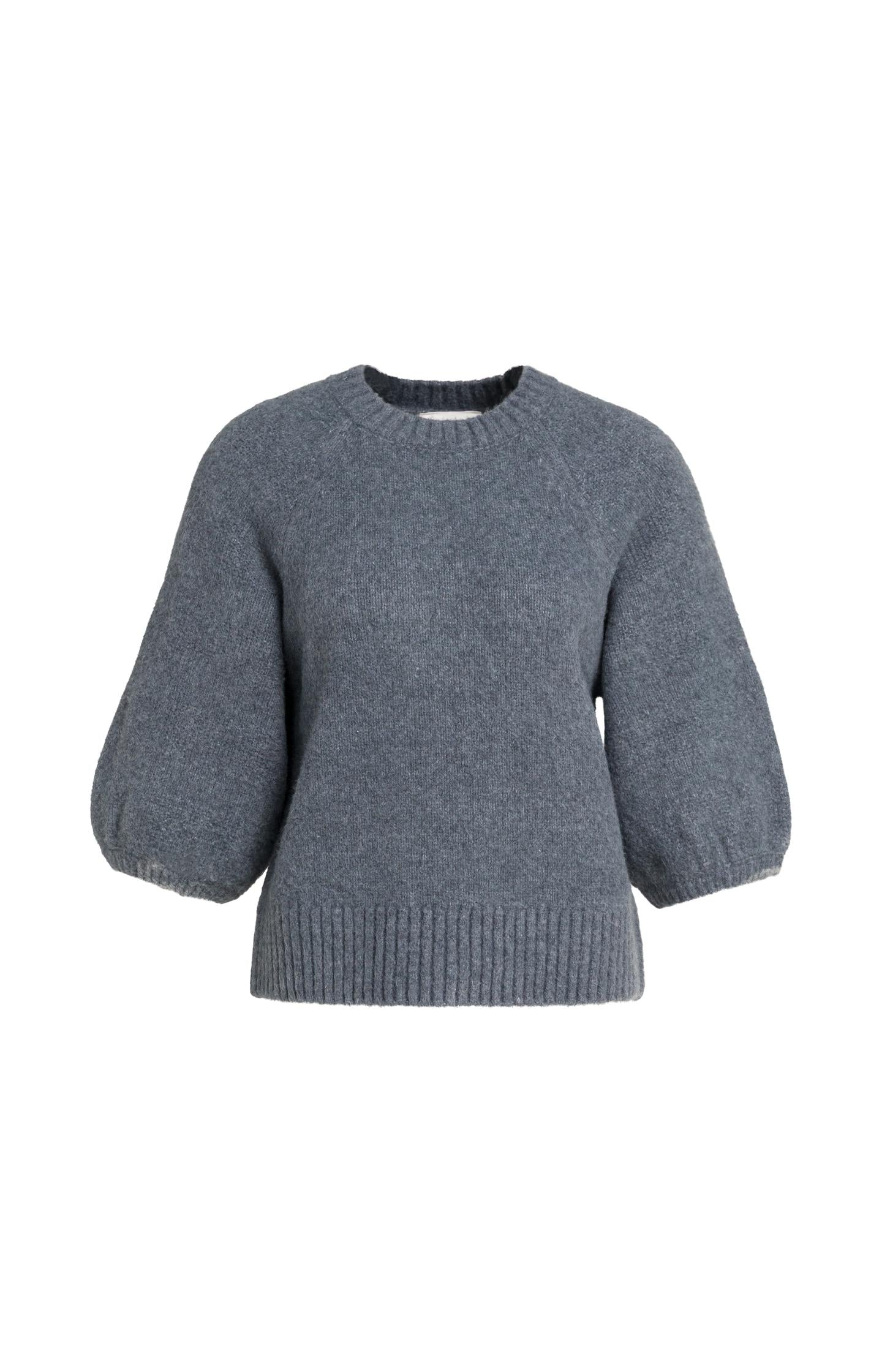 Knitted sweater with balloon sleeves